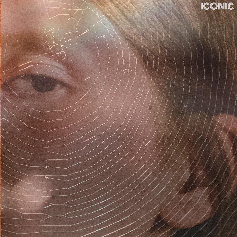 PHOTO BY
Mariana Iskra
.