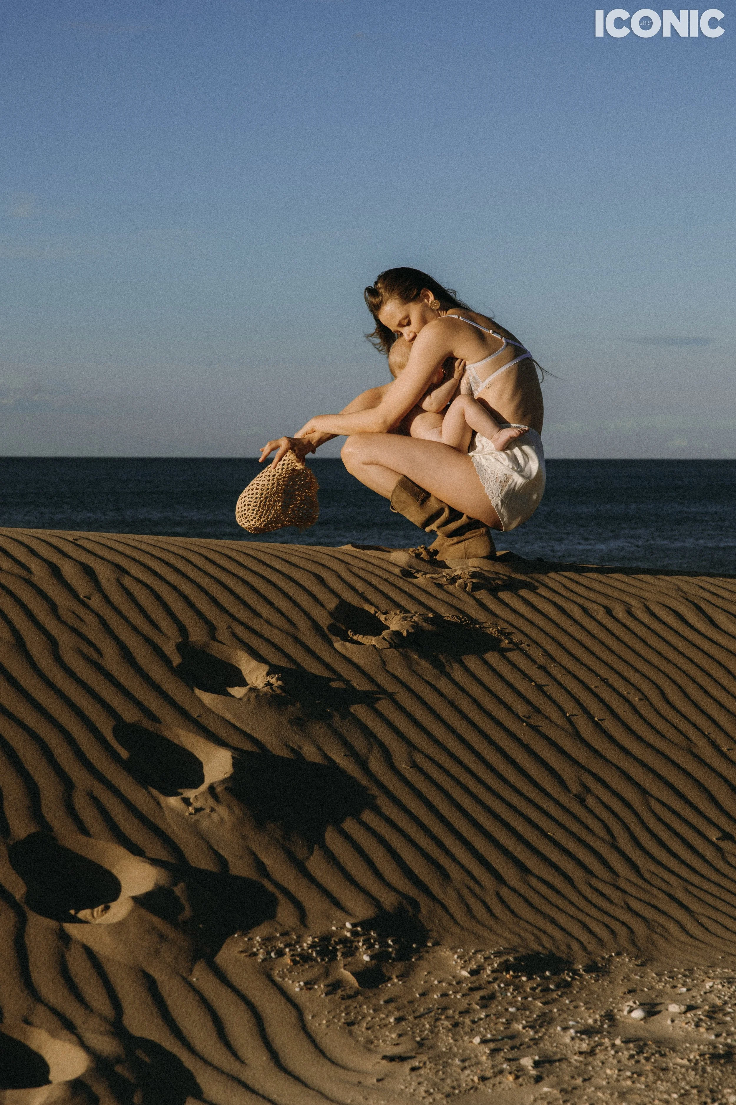 PHOTO BY
Olena Orlova
.