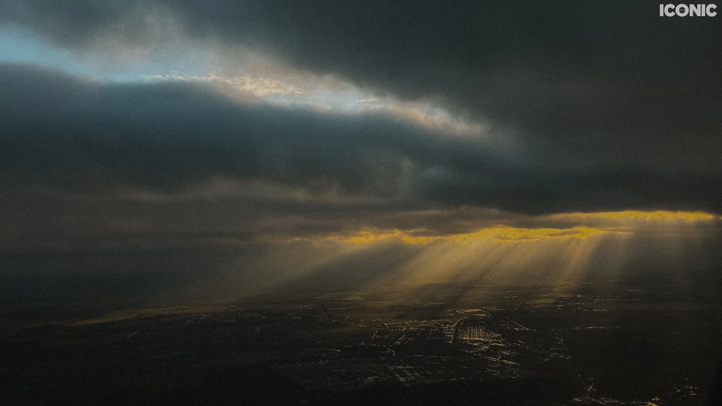 PHOTO BY
Irina Lomova
.