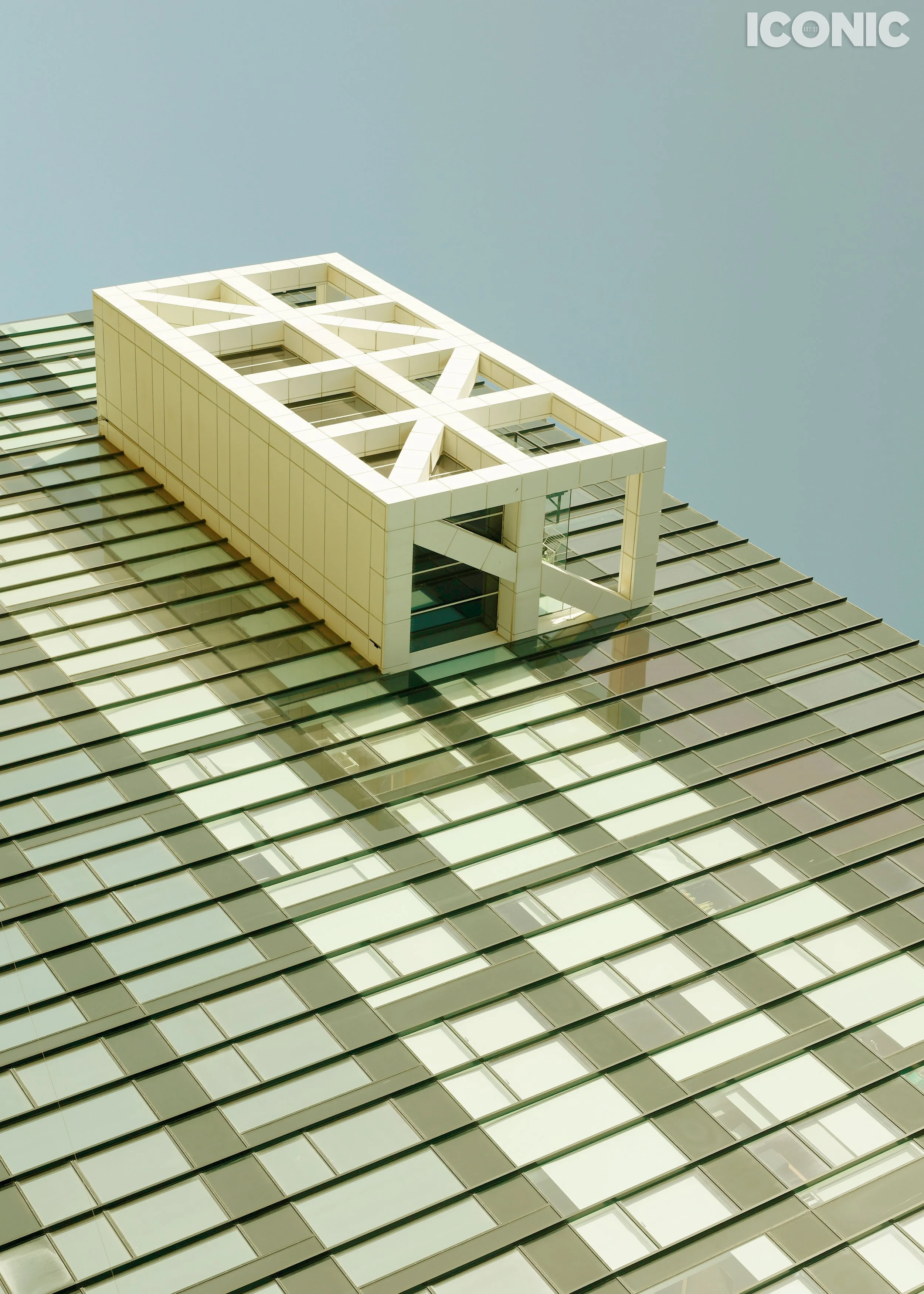 PHOTO BY
Anna Strelzov
.