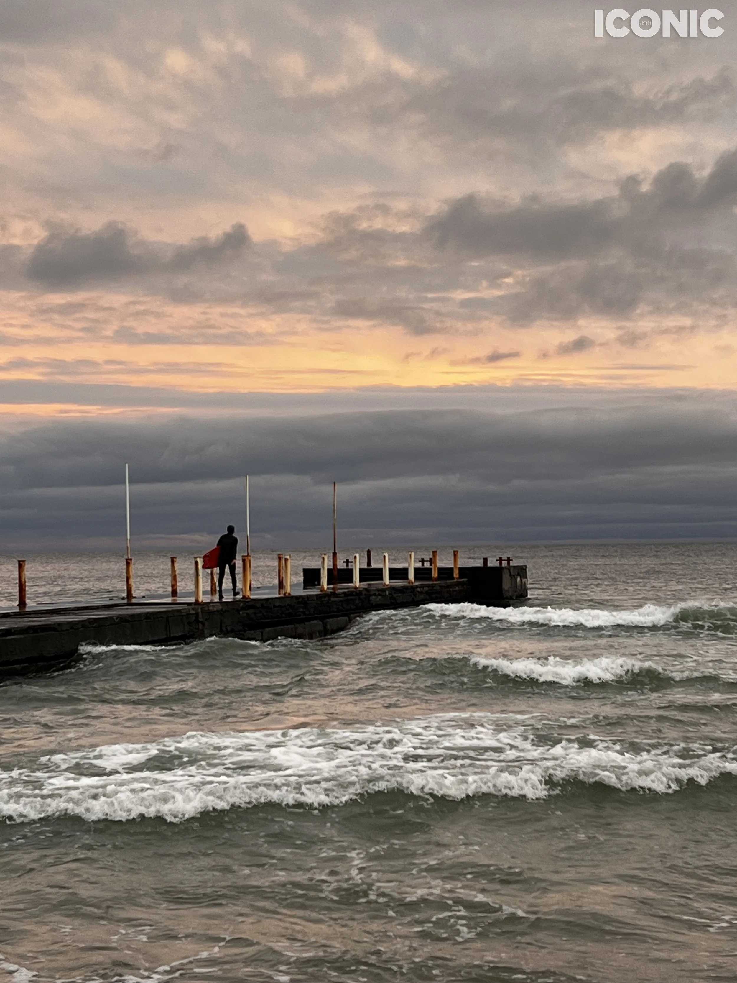 PHOTO BY
Anna Adamenko
.