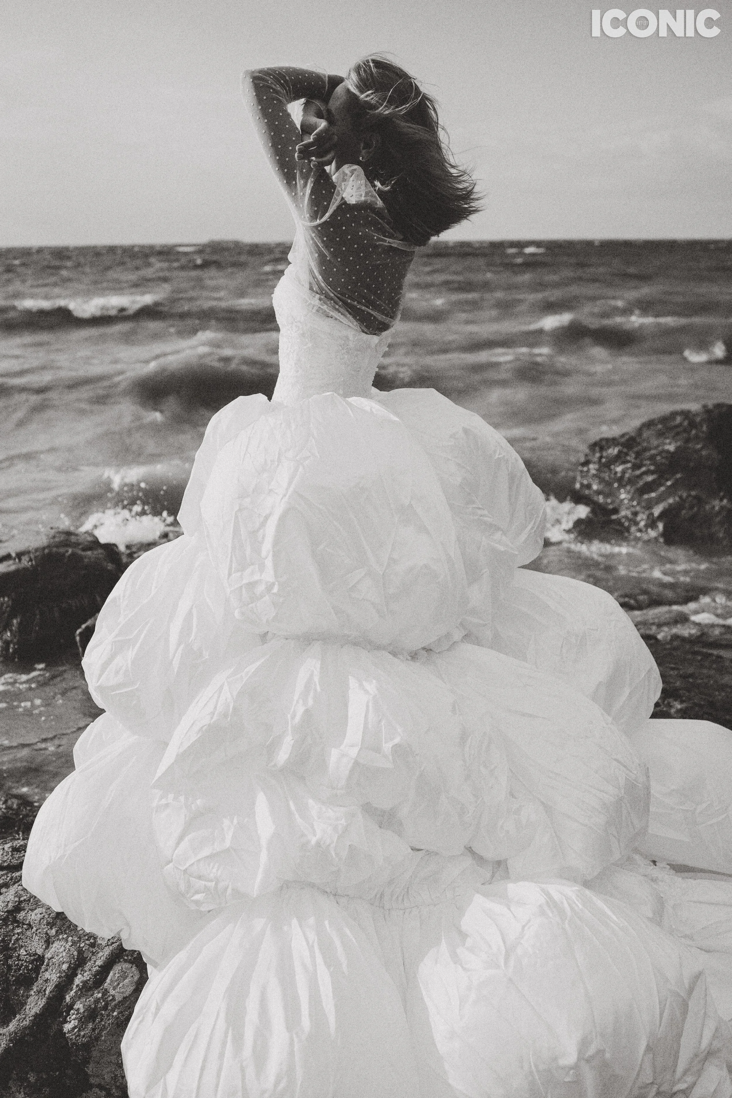 PHOTO BY
Yulianna Kabatova
.