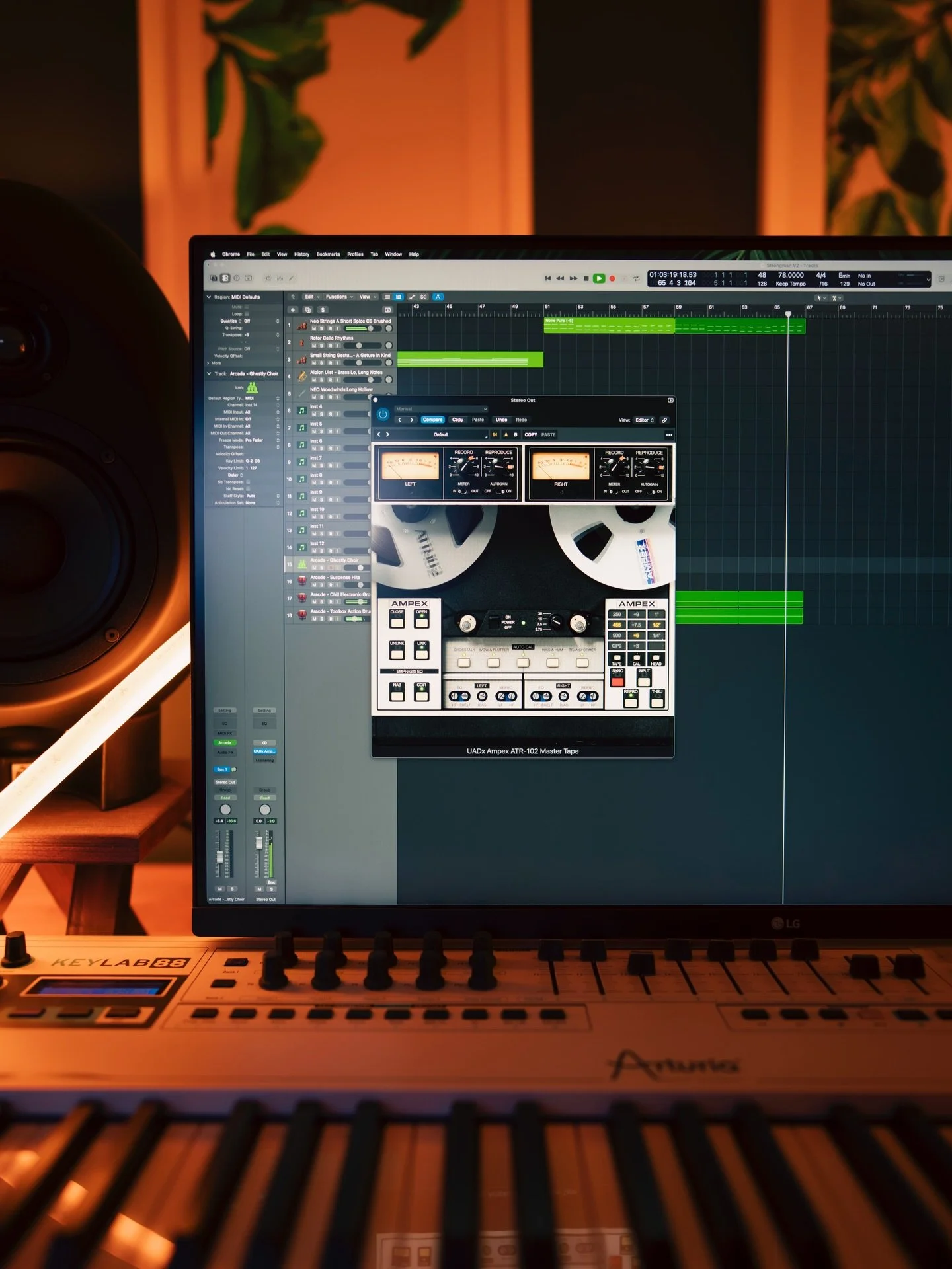 New toy, don&rsquo;t know how to use it. Just keep pressing buttons I guess.

#musicproducer
#composer
#musicproduction 
UAD Ampex ATR-102