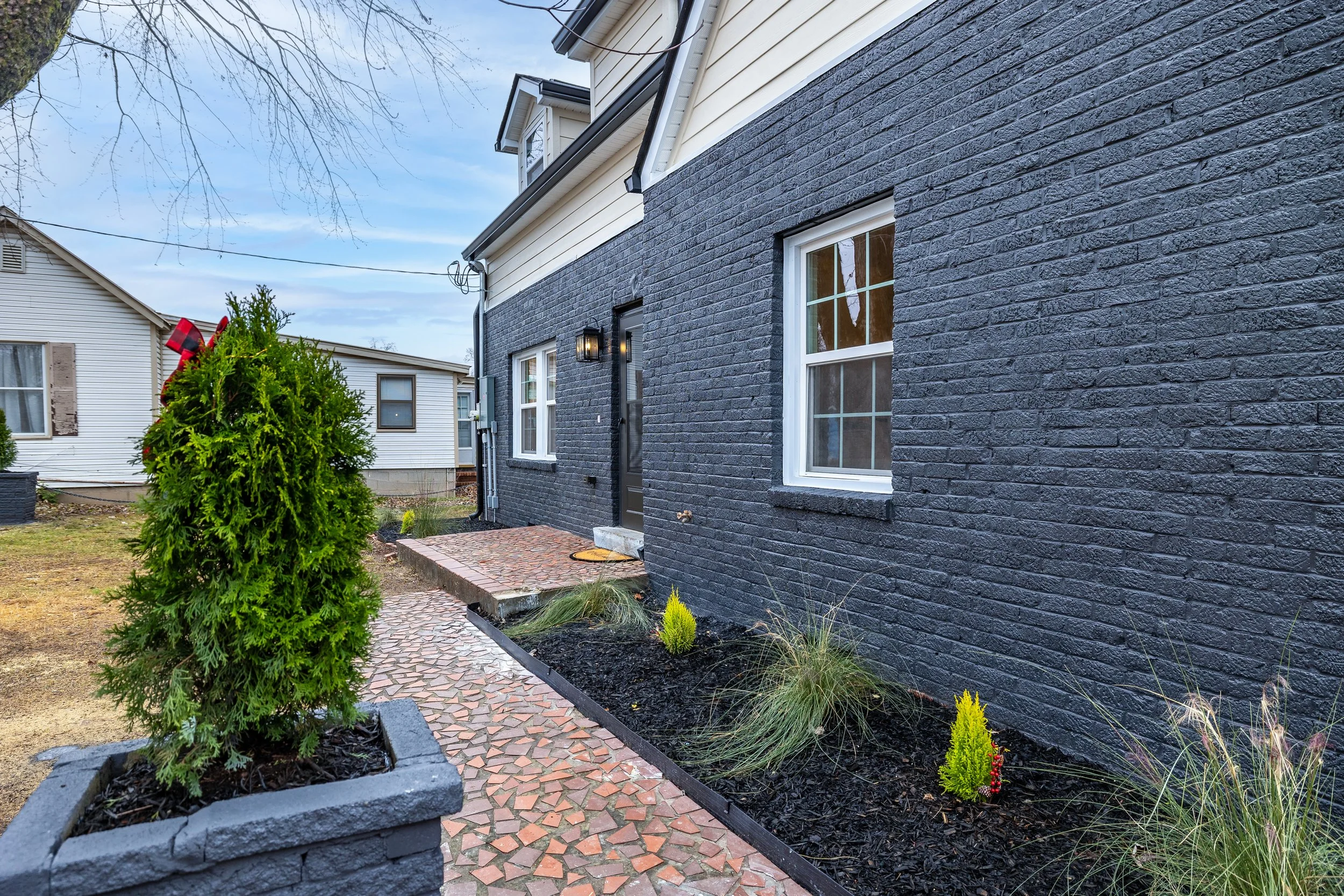 Granbury Front 2.jpg