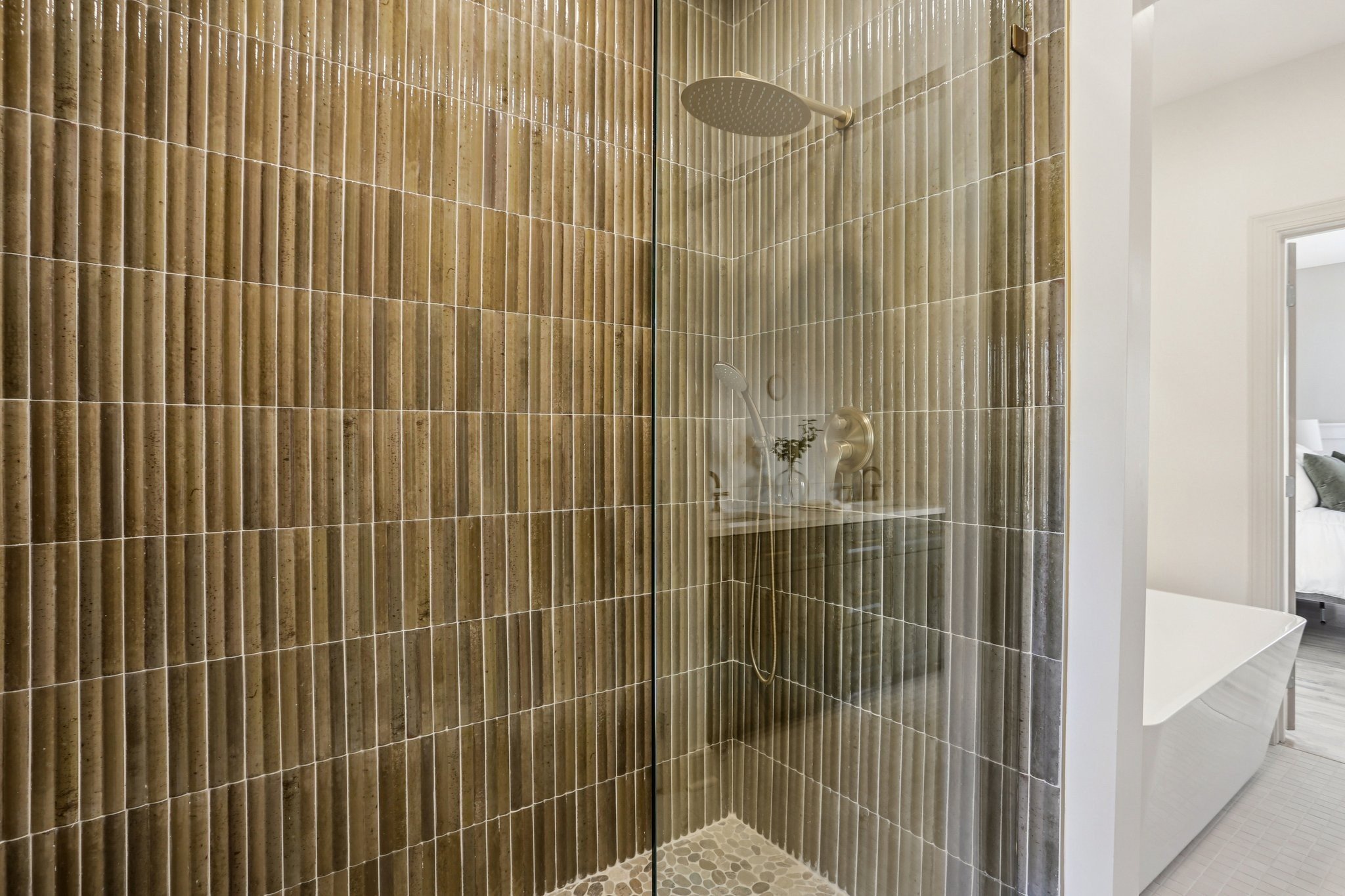 Cherokee Park Bathroom