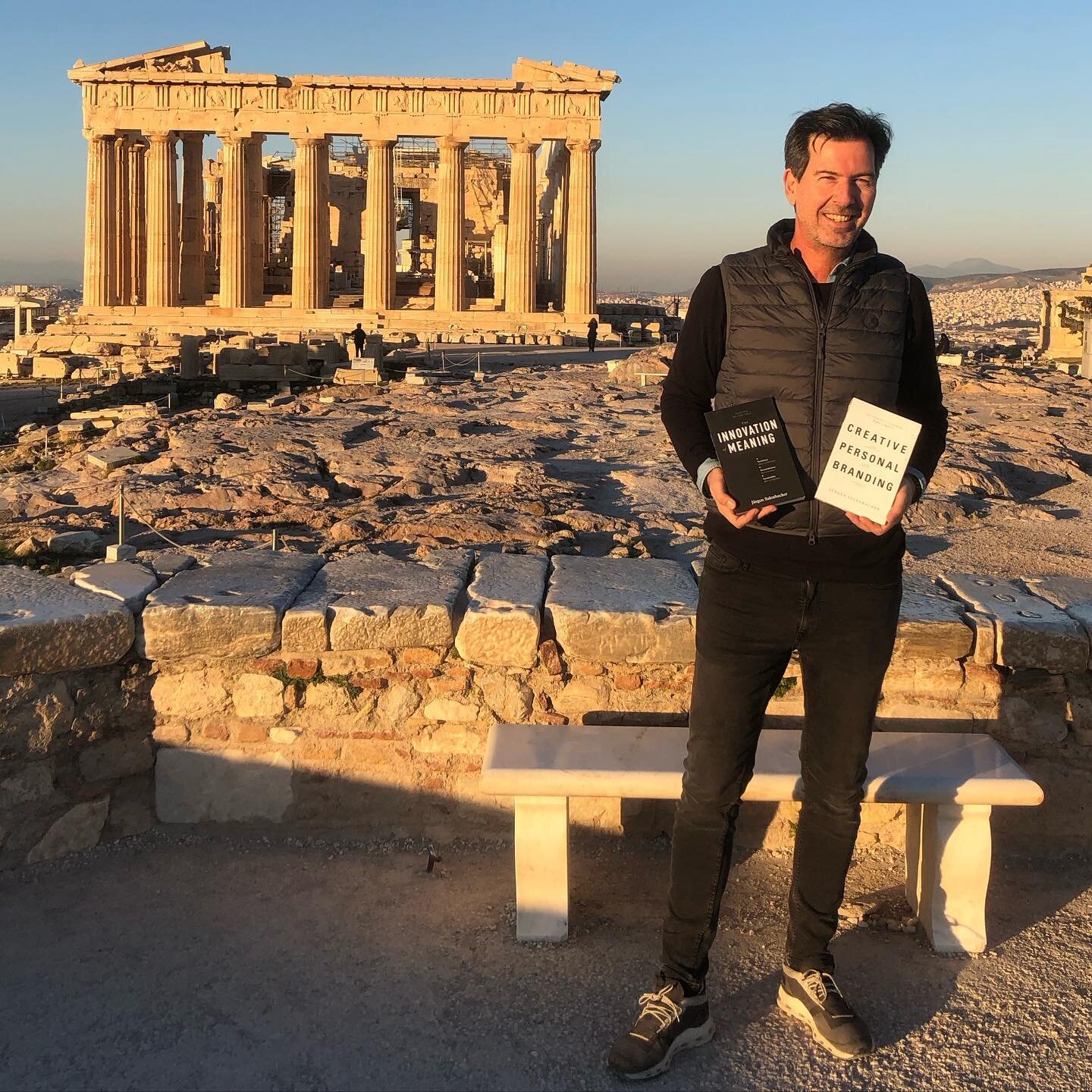 Most people who attended my workshops or conferences know my fascination for the Greek culture, philosophy and wisdom. Especially Plato, Socrates and Aristoteles. 

The last four days I went around the Akropolis and the agora like a little kid in a c