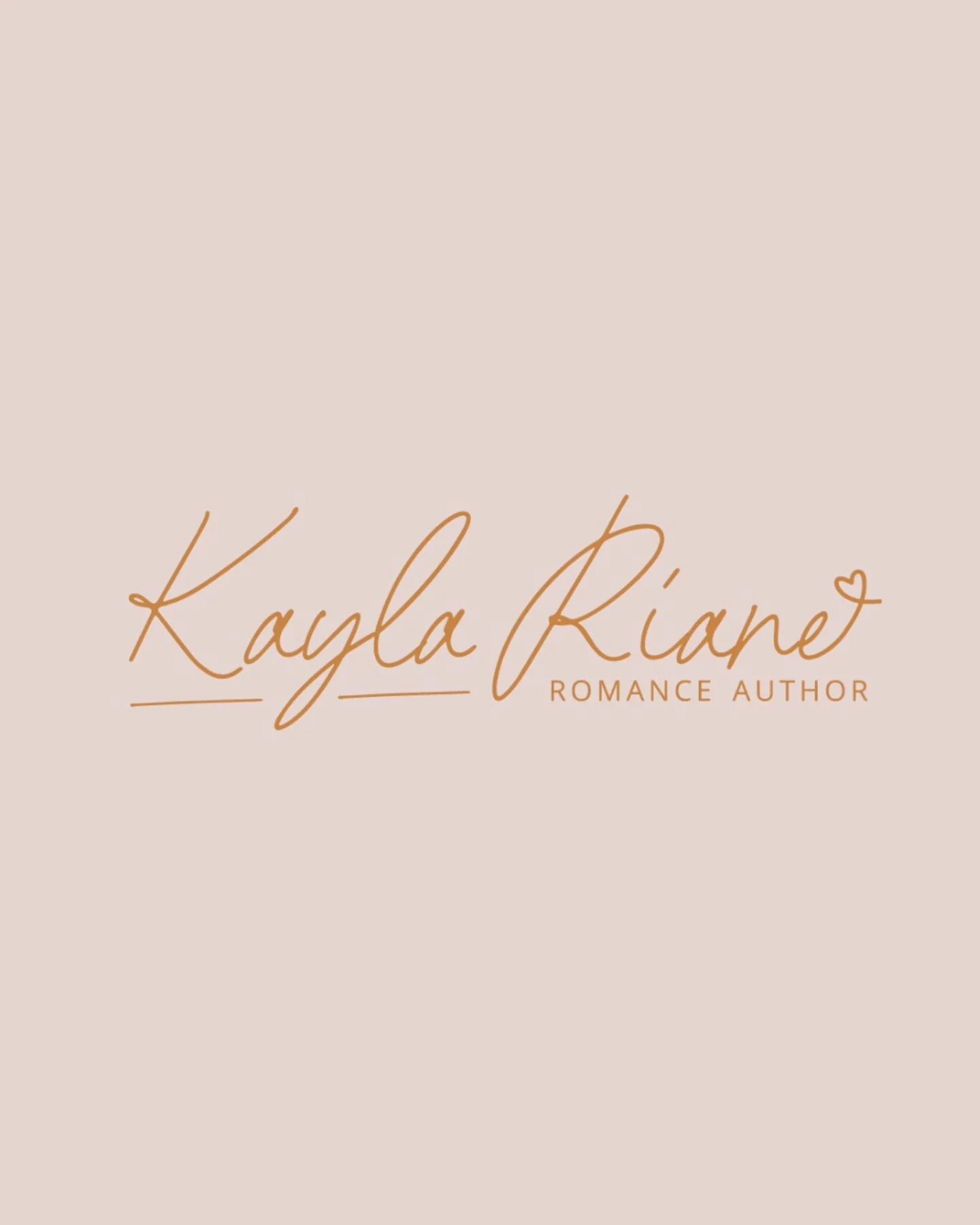 Professional era loading in . . .

And isn't it flipping gorgeous?! I wanted something simple and clean while still having an air of elegance. @literarylanemarketing delivered tenfold. Working with Sasha was an absolute delight and so seamless and ea