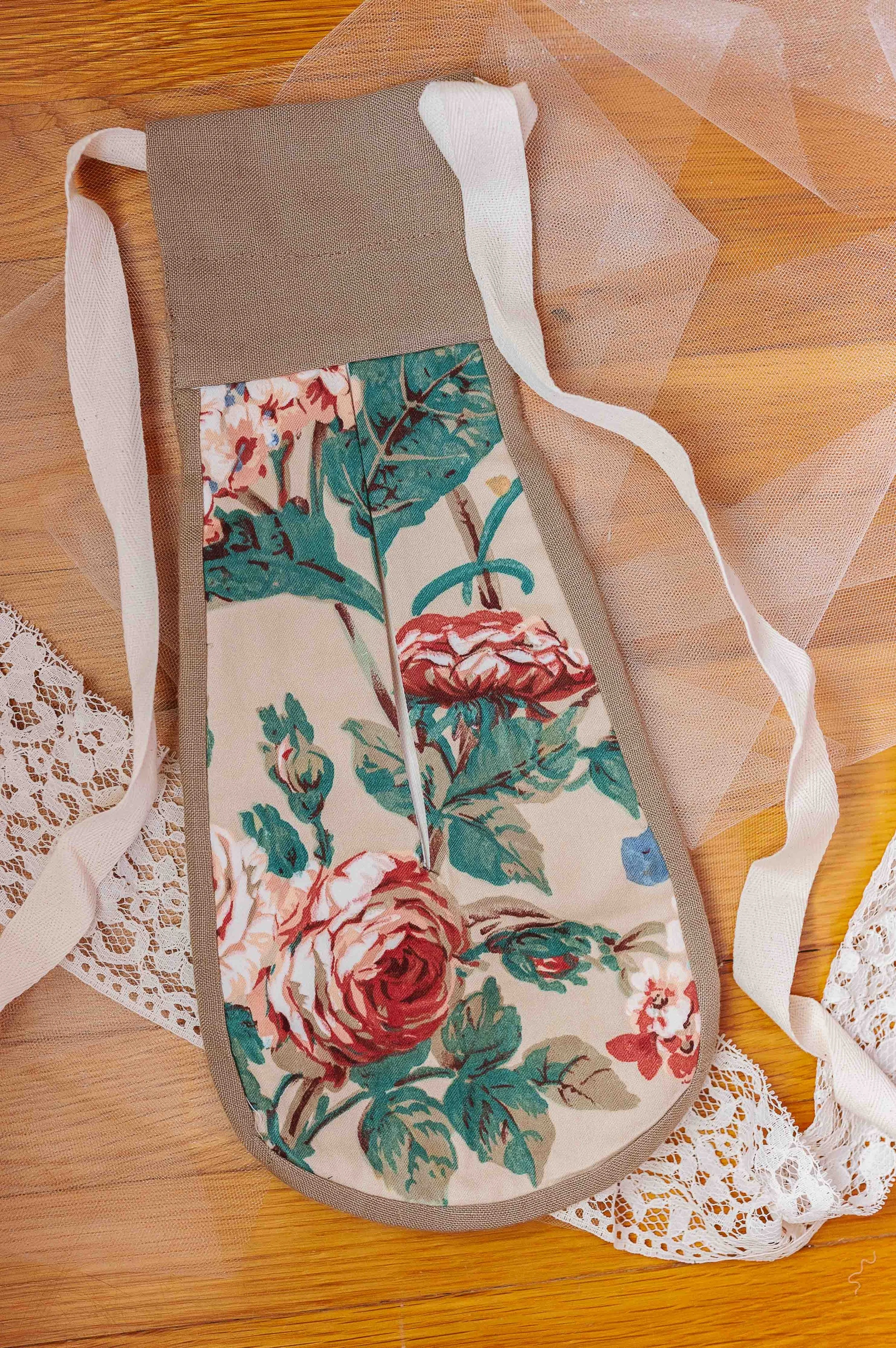 Single Floral Fabric Handmade Historical Pocket
