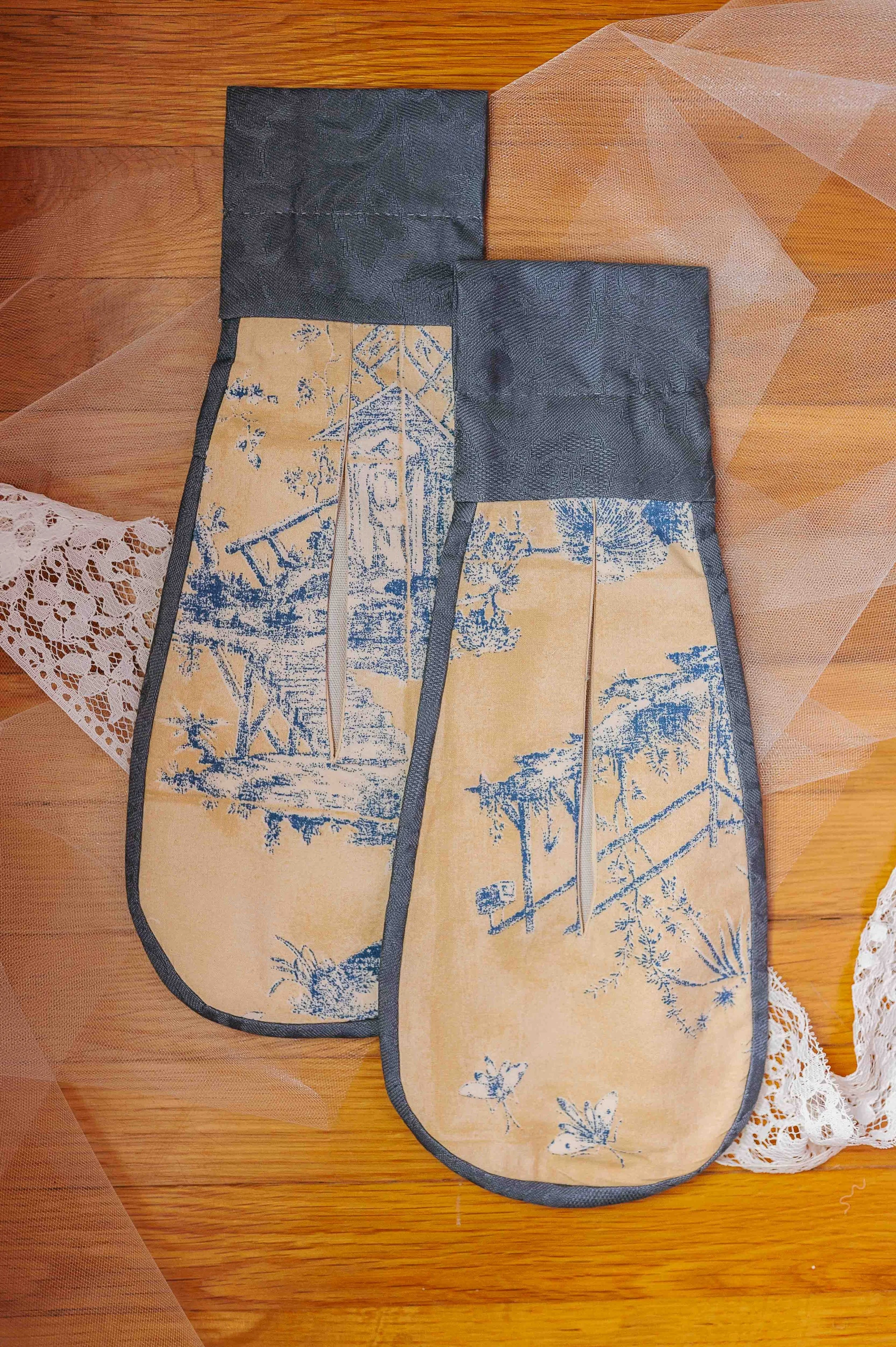 Pair of Blue and Yellow Historical Pockets