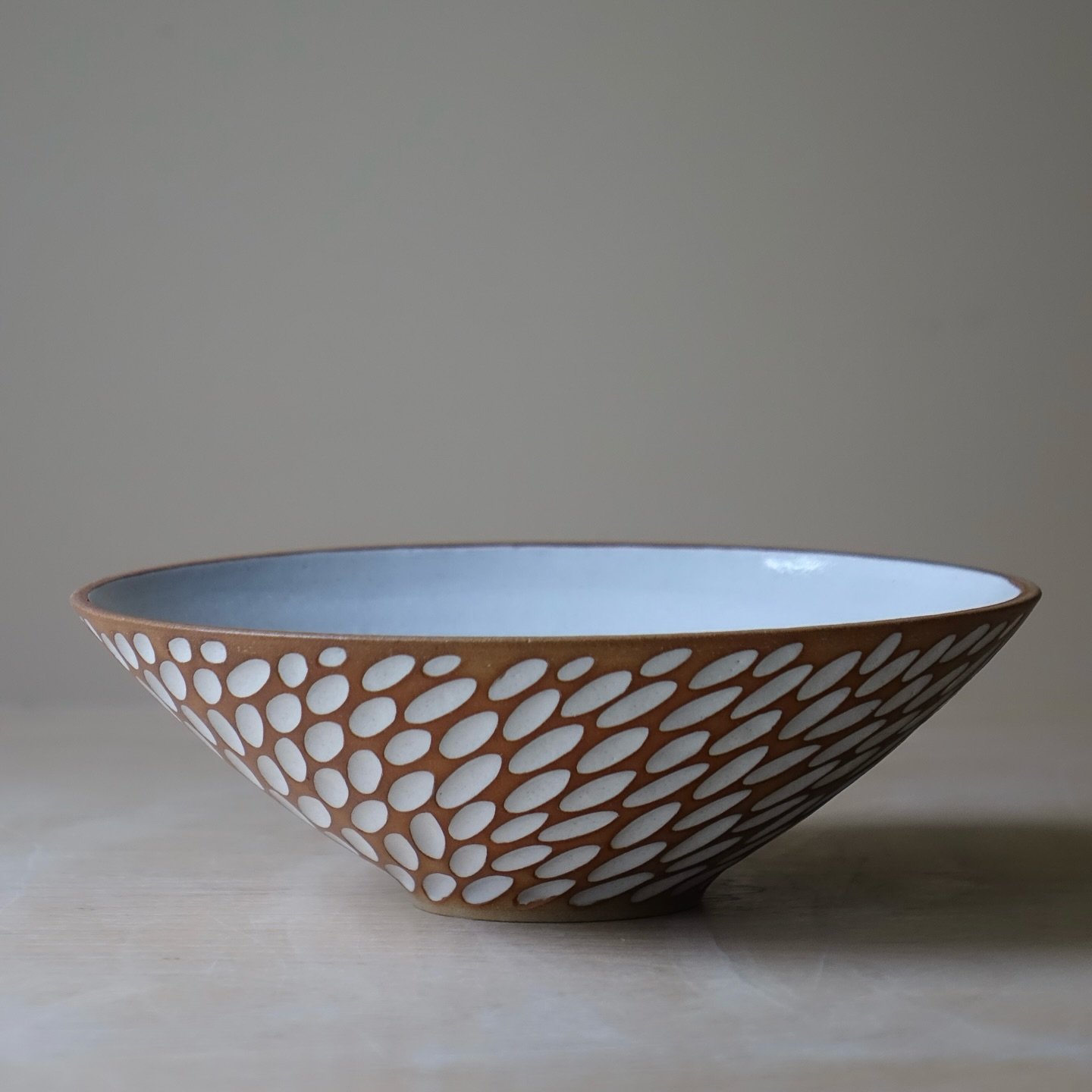 Different shaped statement bowls ready to be filled. 
What size bowl? Shape of bowl? V shape, U shape, angled or square? Deep or shallow? Foot, no foot, size of foot? Carve? How much to carve, where to carve, what to carve? What part to glaze? How to