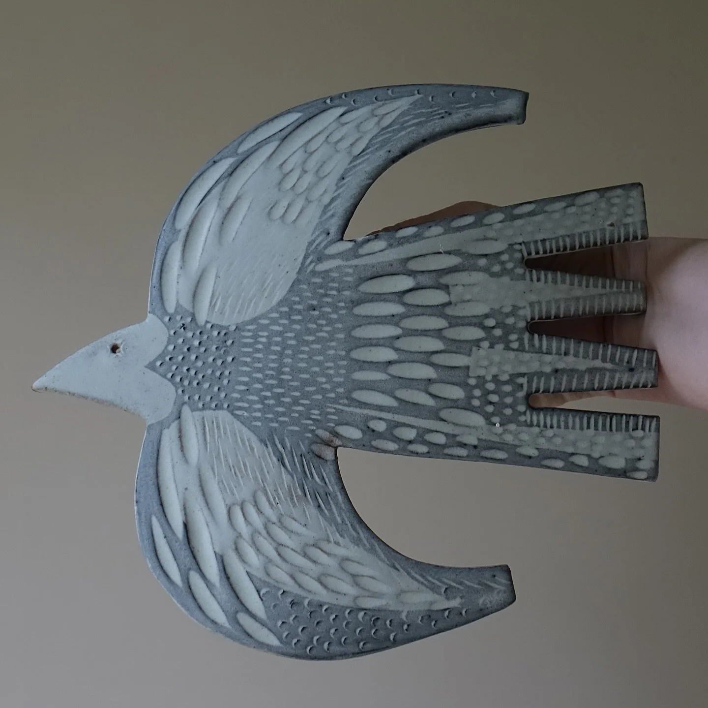 Introducing a new addition to my wall hangings: 
&lsquo;Migrating Bird&rsquo; 2025
I&rsquo;m really pleased with how these emerged from my kiln - the black slip, carvings and textures turned out as well as I&rsquo;d hoped. I hope you like them too.
I