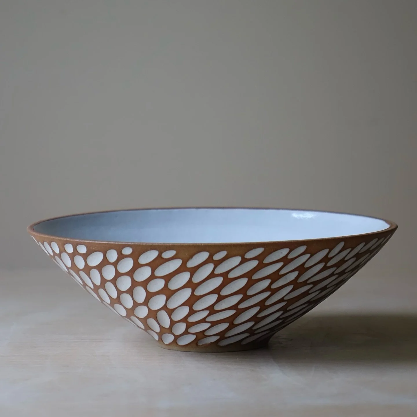 Different shaped statement bowls ready to be filled. 
What size bowl? Shape of bowl? V shape, U shape, angled or square? Deep or shallow? Foot, no foot, size of foot? Carve? How much to carve, where to carve, what to carve? What part to glaze? How to