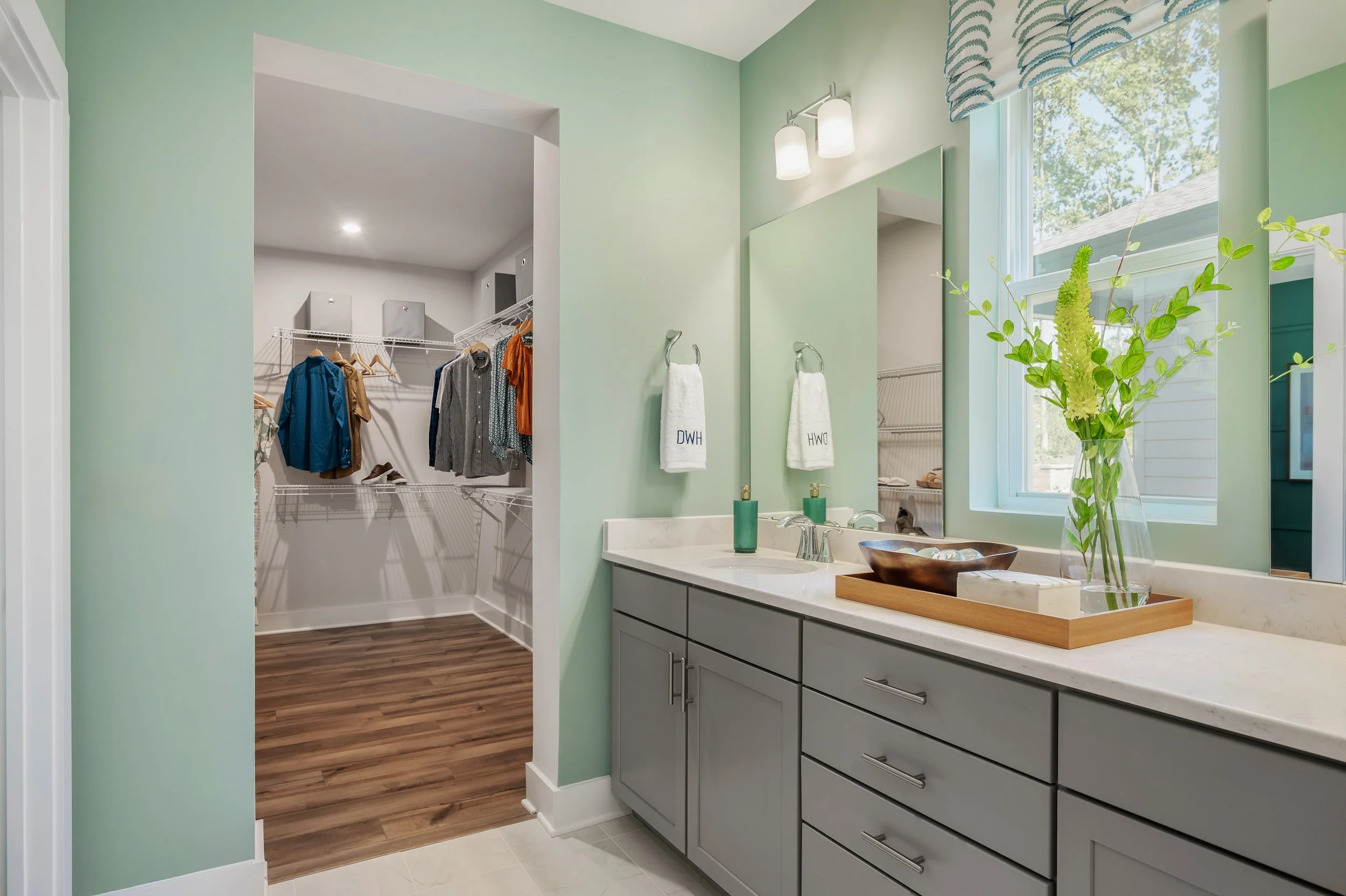 KAI-Kathy Andrews Interiors-Model Merchandising-Single Family-Multi-family-Student Housing-Leasing and Amenity Centers-Active Adult LivingRosebay #B806_ITM3.jpg