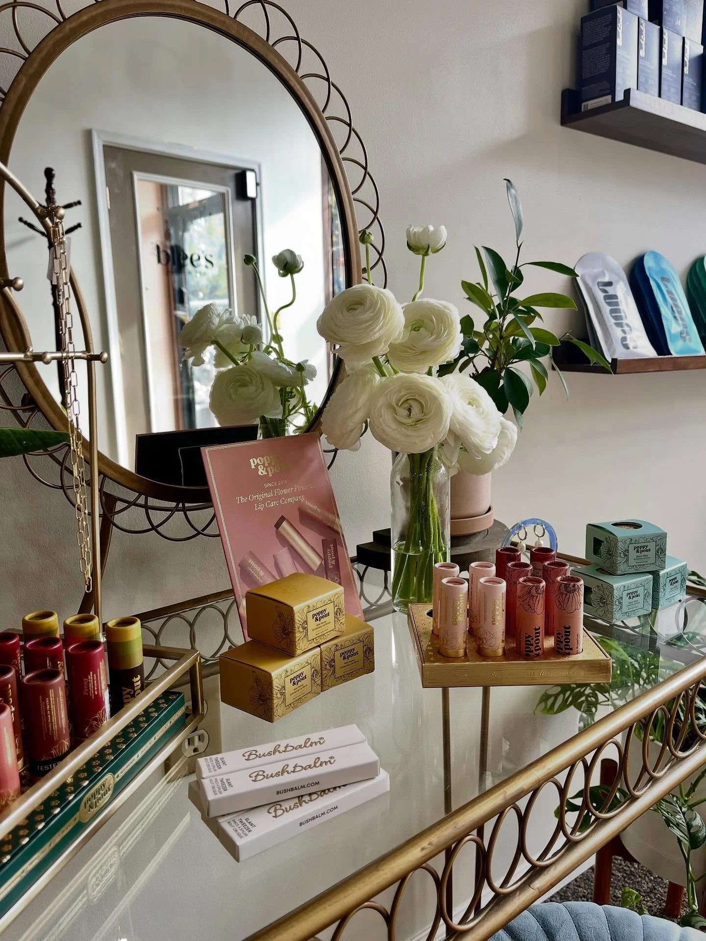 Happy Monday! We have lots going on this fall- special deals, classes, &amp; gearing up for the holidays! Sign up for Blee&rsquo;s email to stay up-to-date on events &amp; special promos and deals! Go to BleesSalon.com and scroll down to subscribe.