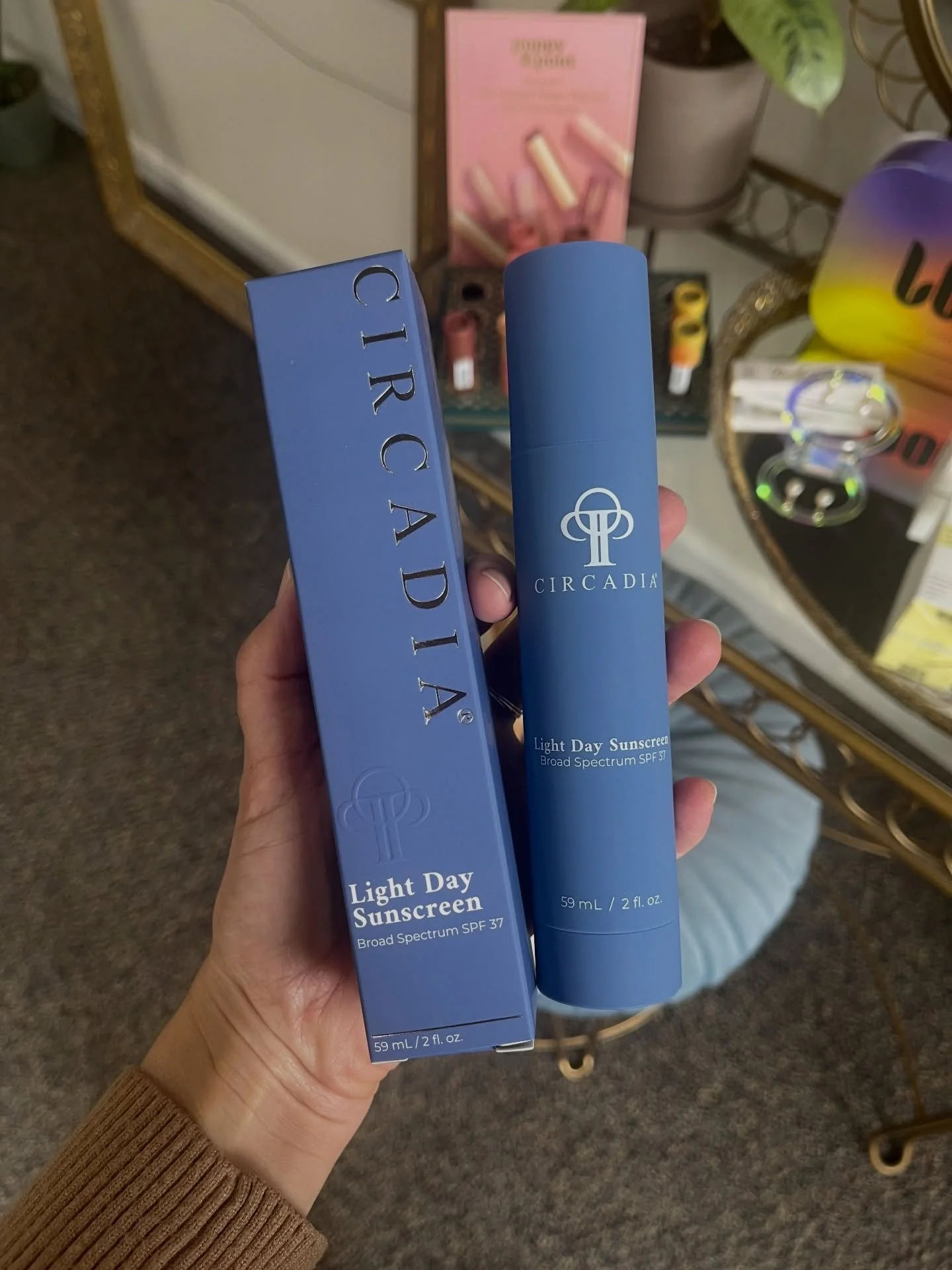 We are loving the new @circadia packaging 🤩 

While the packaging got a refresh, the formulas inside are the same ones we trust for every facial at Blee&rsquo;s. Circadia focuses on skin health, barrier support, and working with your skin&rsquo;s na