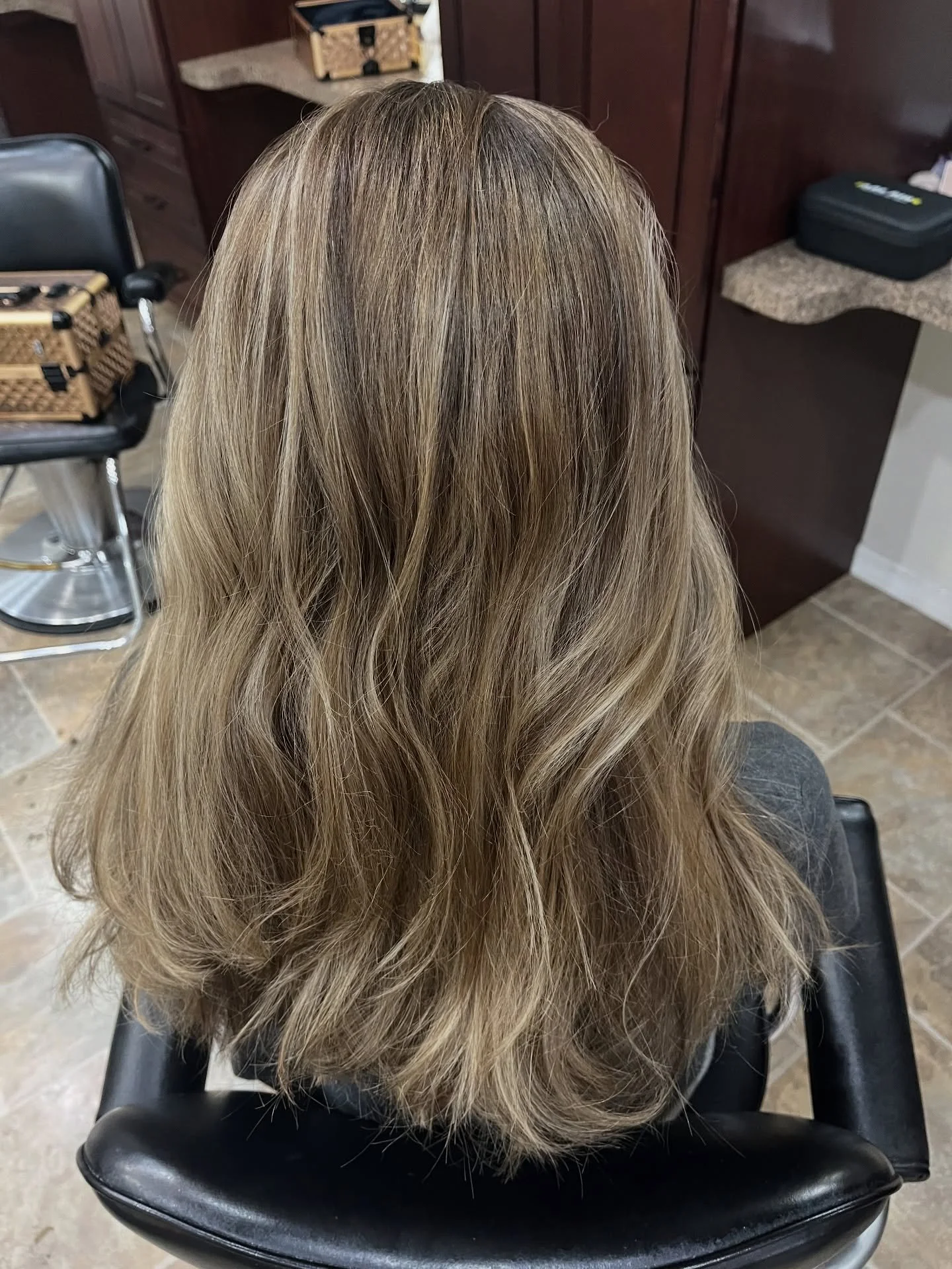 Another day, another beautiful balayage at Blee&rsquo;s.✨ Book your spring refresh with Michelle or Robin today 🌱🌷🌼 BleesSalon.com or 585-2557 
This cut and color by @michellerhogan 
#balayage #springhair #haircolorprofessional
