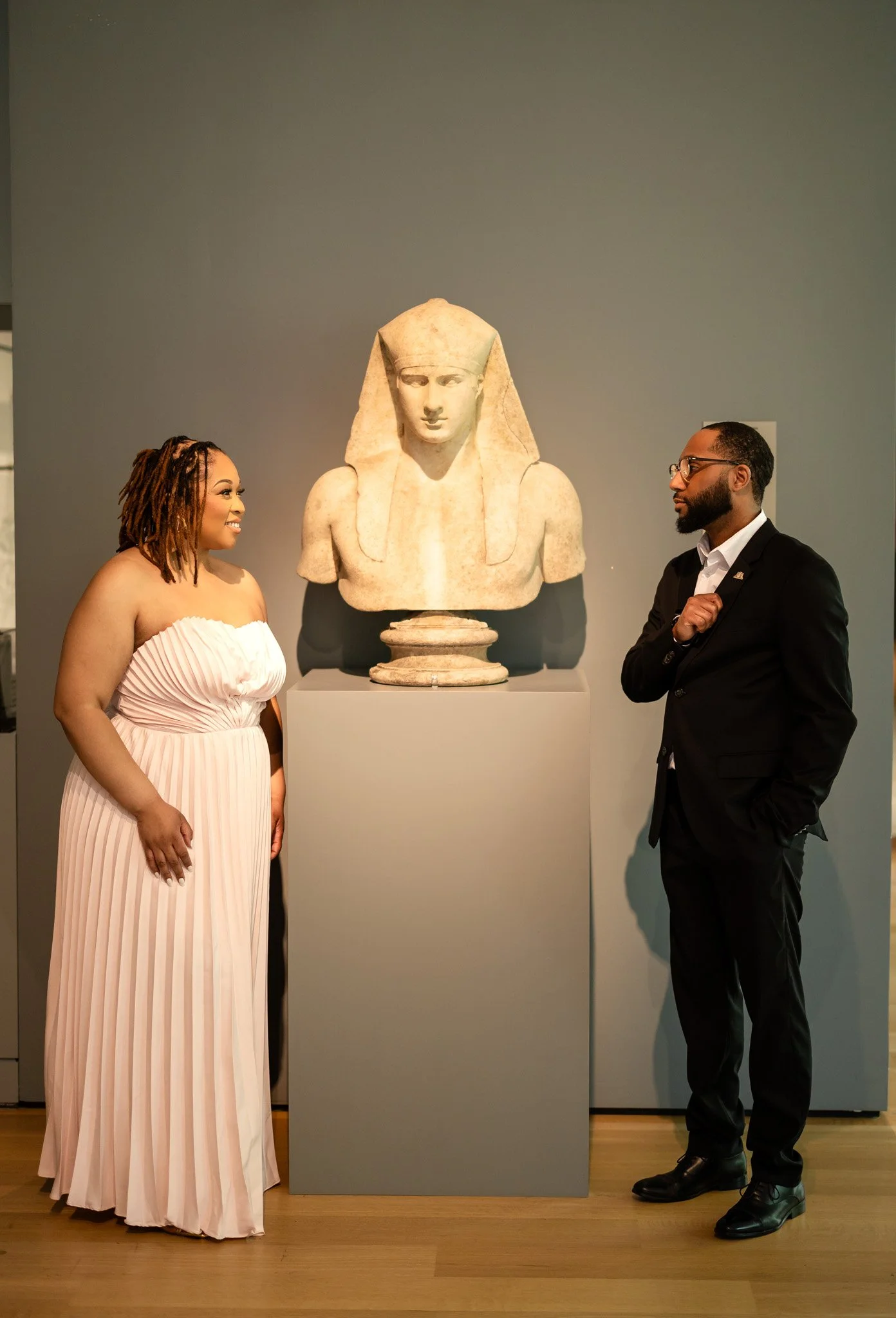 Gabrielle+Maurice's Elegant Engagement @Art Institute Chicago-71.jpg