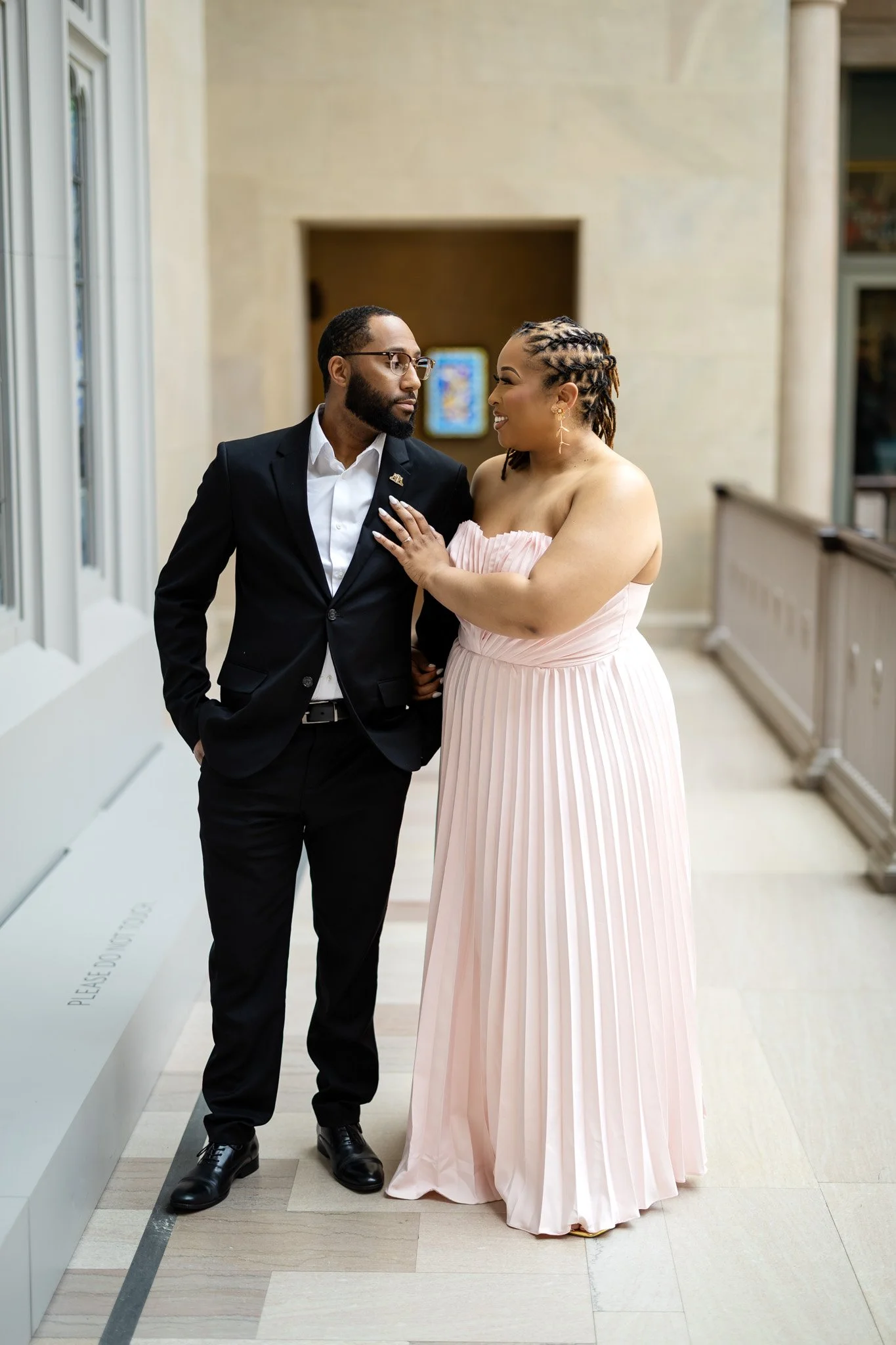 Gabrielle+Maurice's Elegant Engagement @Art Institute Chicago-111.jpg