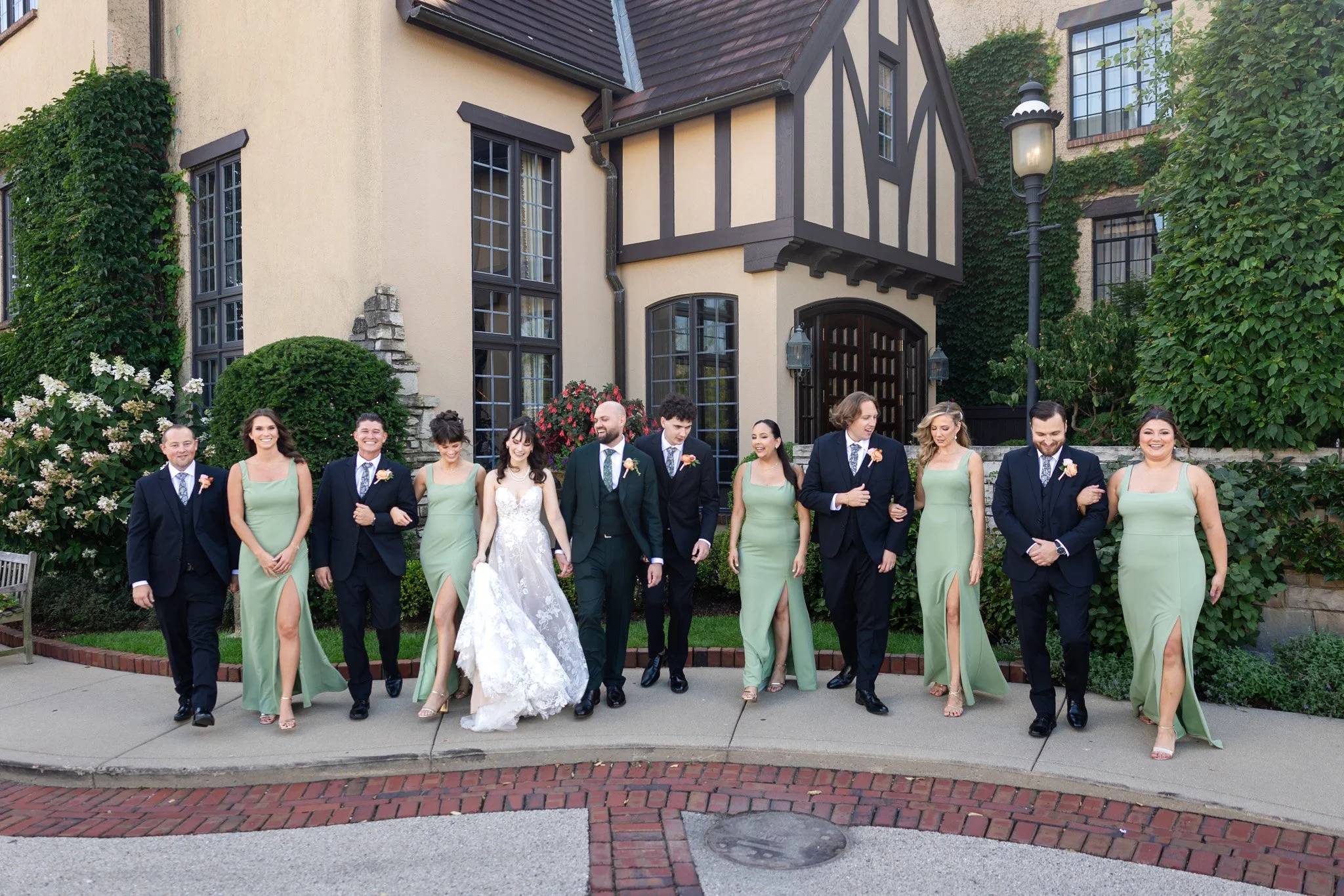 Colleen & Ben's Beautiful Wedding @Deer Path Inn-219.jpg