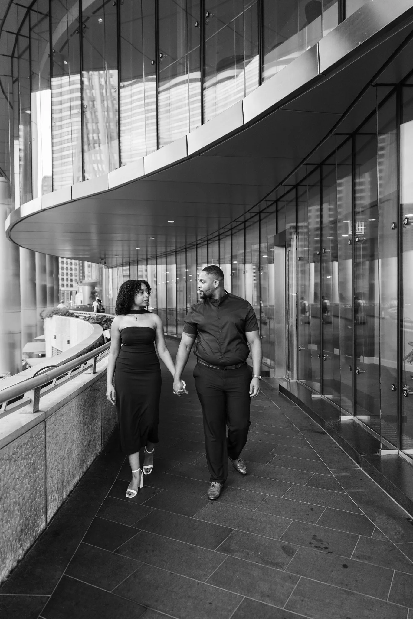 Sharidan+Darnell's Elegant Anniversary Shoot @The Wrigley Building-11.jpg