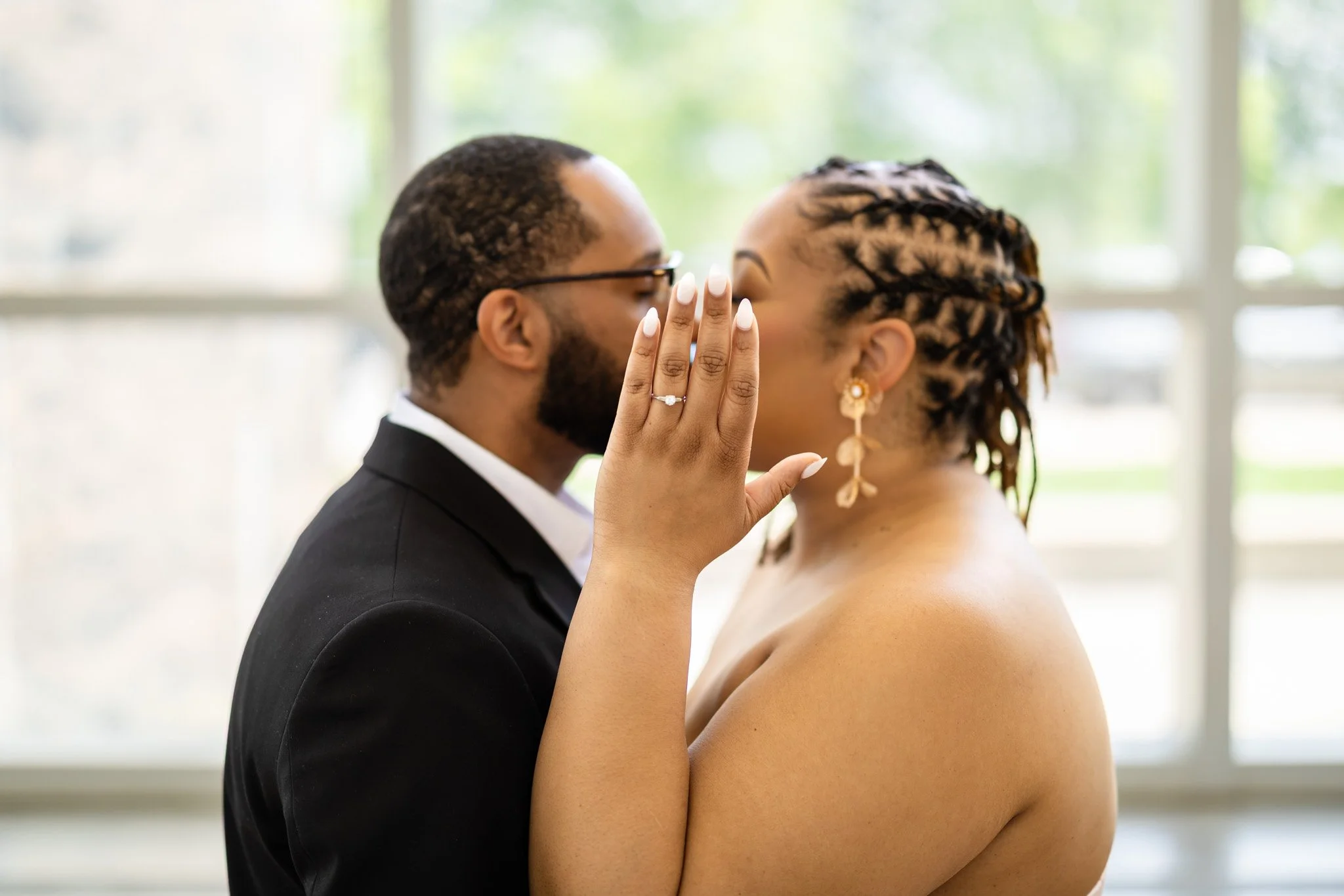 Gabrielle+Maurice's Elegant Engagement @Art Institute Chicago-90.jpg
