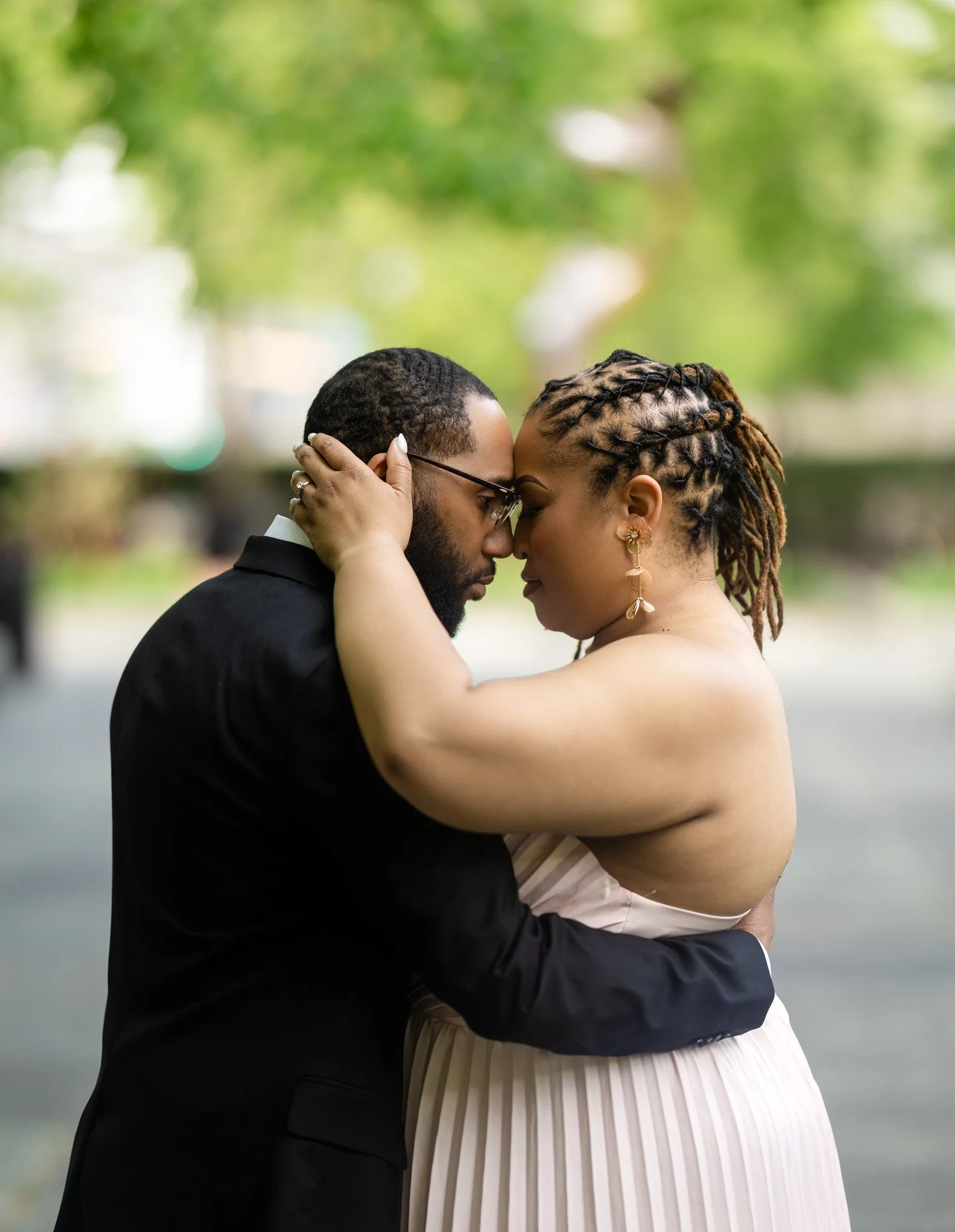 Gabrielle+Maurice's Elegant Engagement @Art Institute Chicago-43.jpg