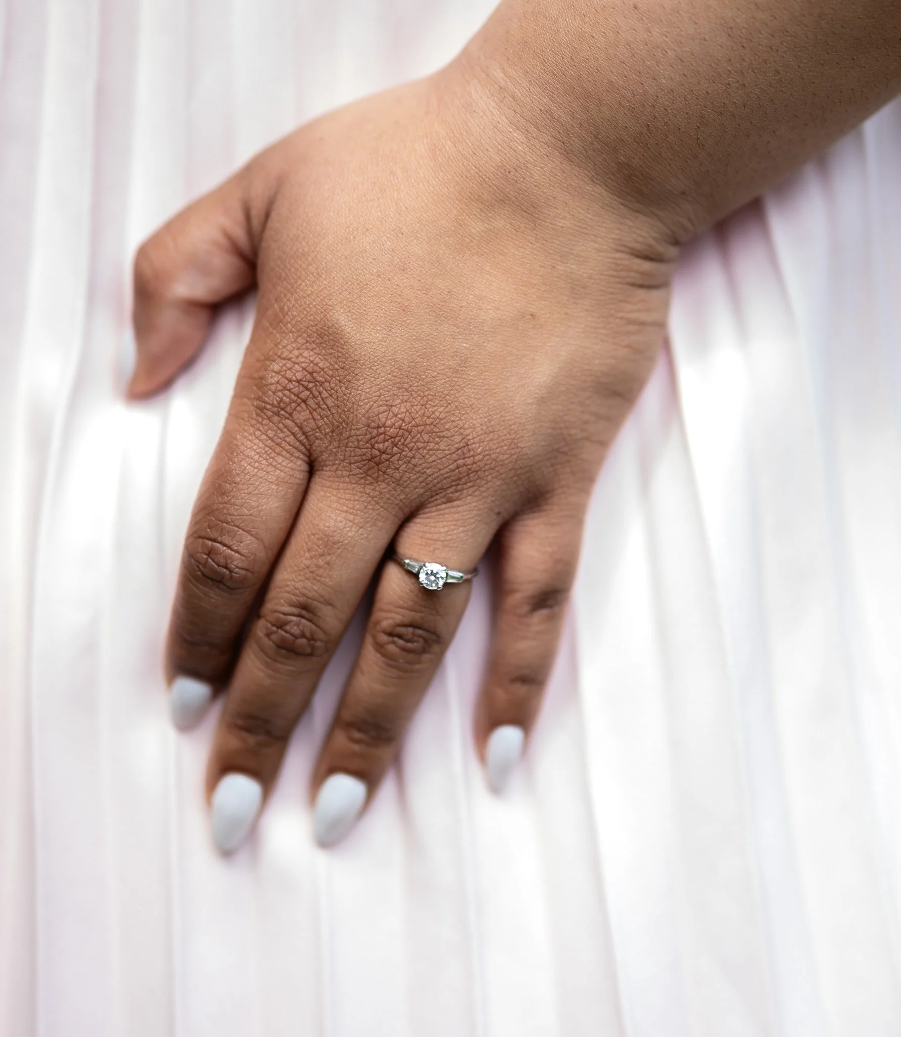 Gabrielle+Maurice's Elegant Engagement @Art Institute Chicago-51.jpg
