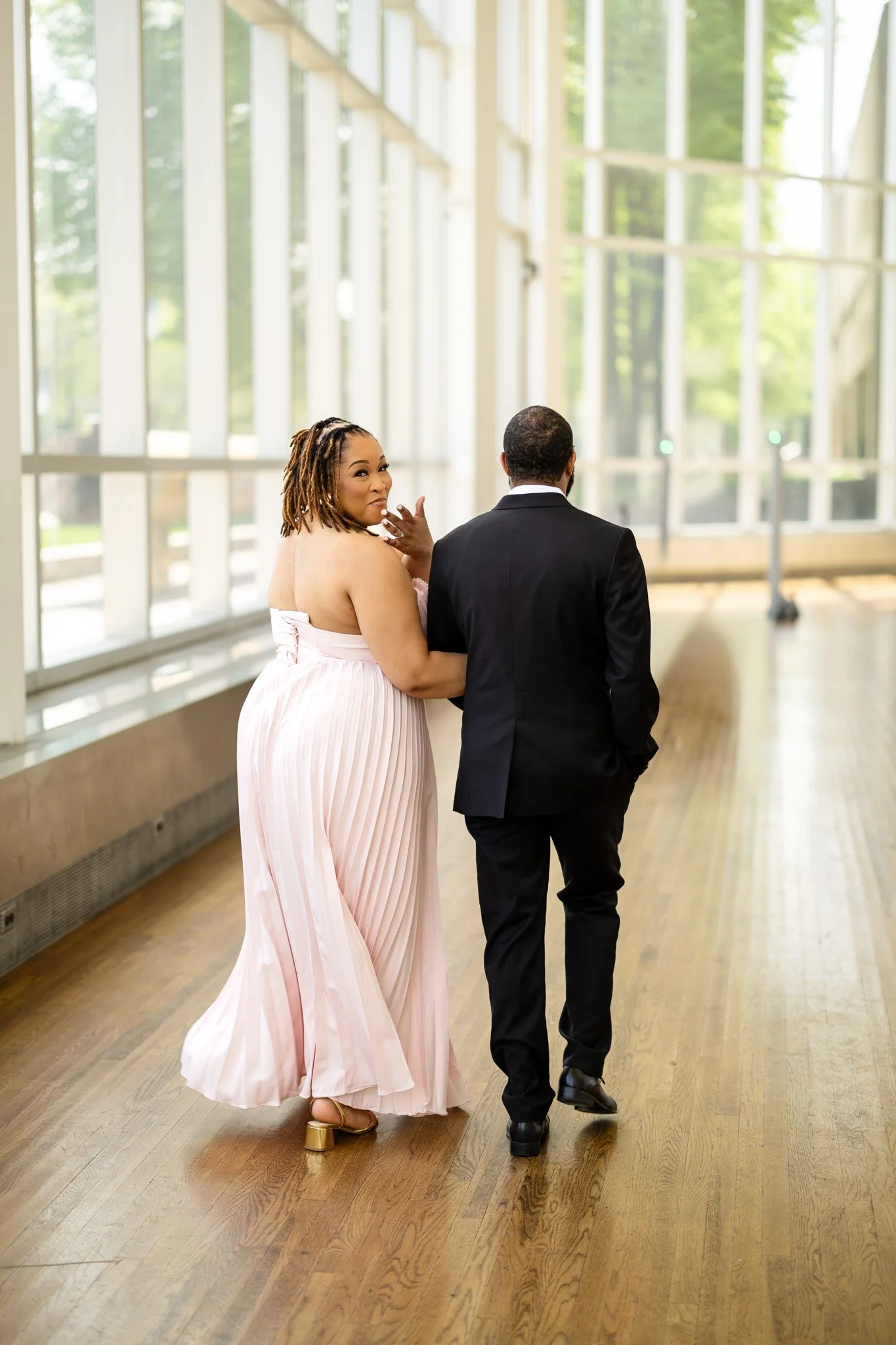 Gabrielle+Maurice's Elegant Engagement @Art Institute Chicago-92.jpg