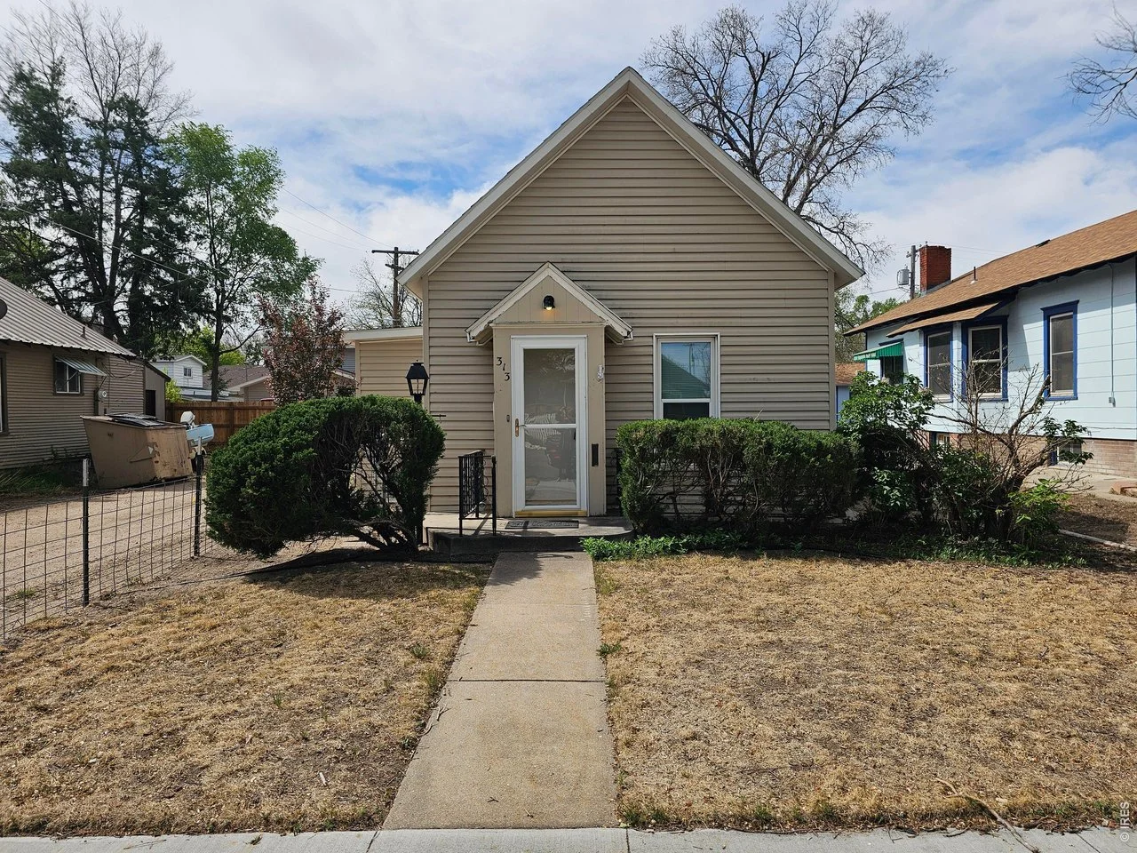 313 Lincoln St Sterling, CO
