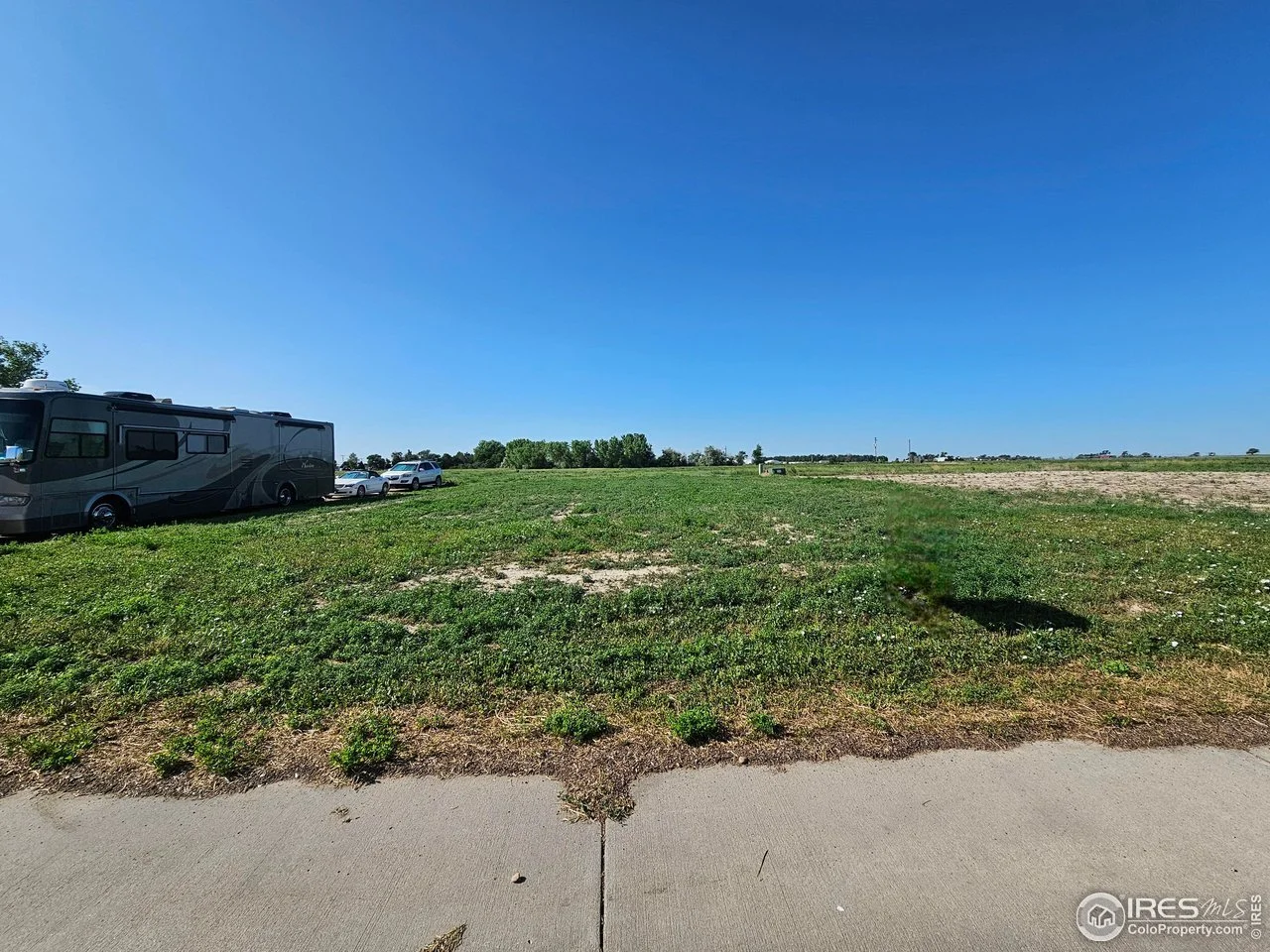 829 Nicole Rd, Sterling