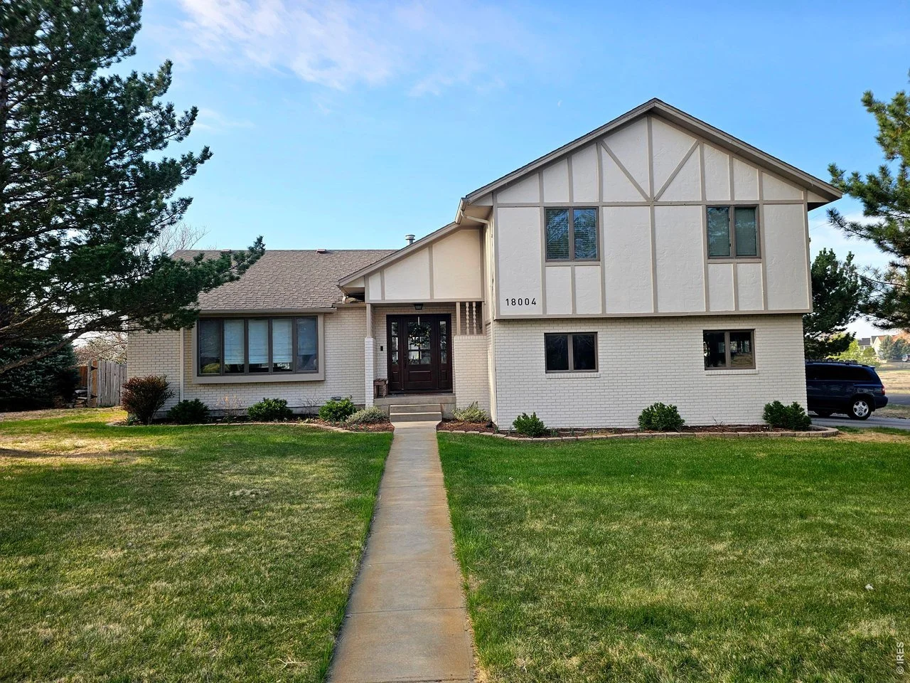 18004 Willow Dr Sterling 5 Bed 4 Bath