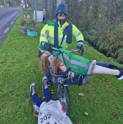 An post_Scary delivery_2025