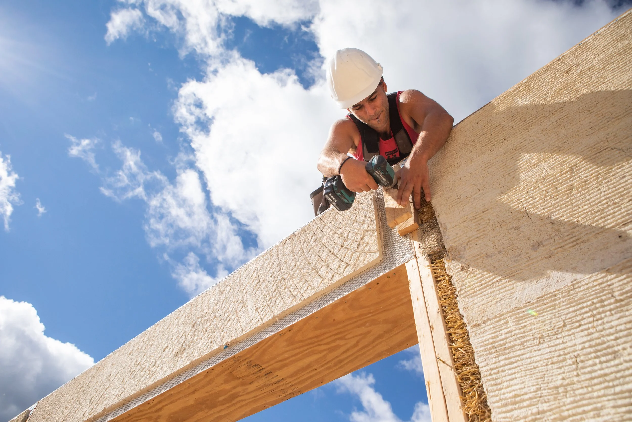 straw bale construction with plaster