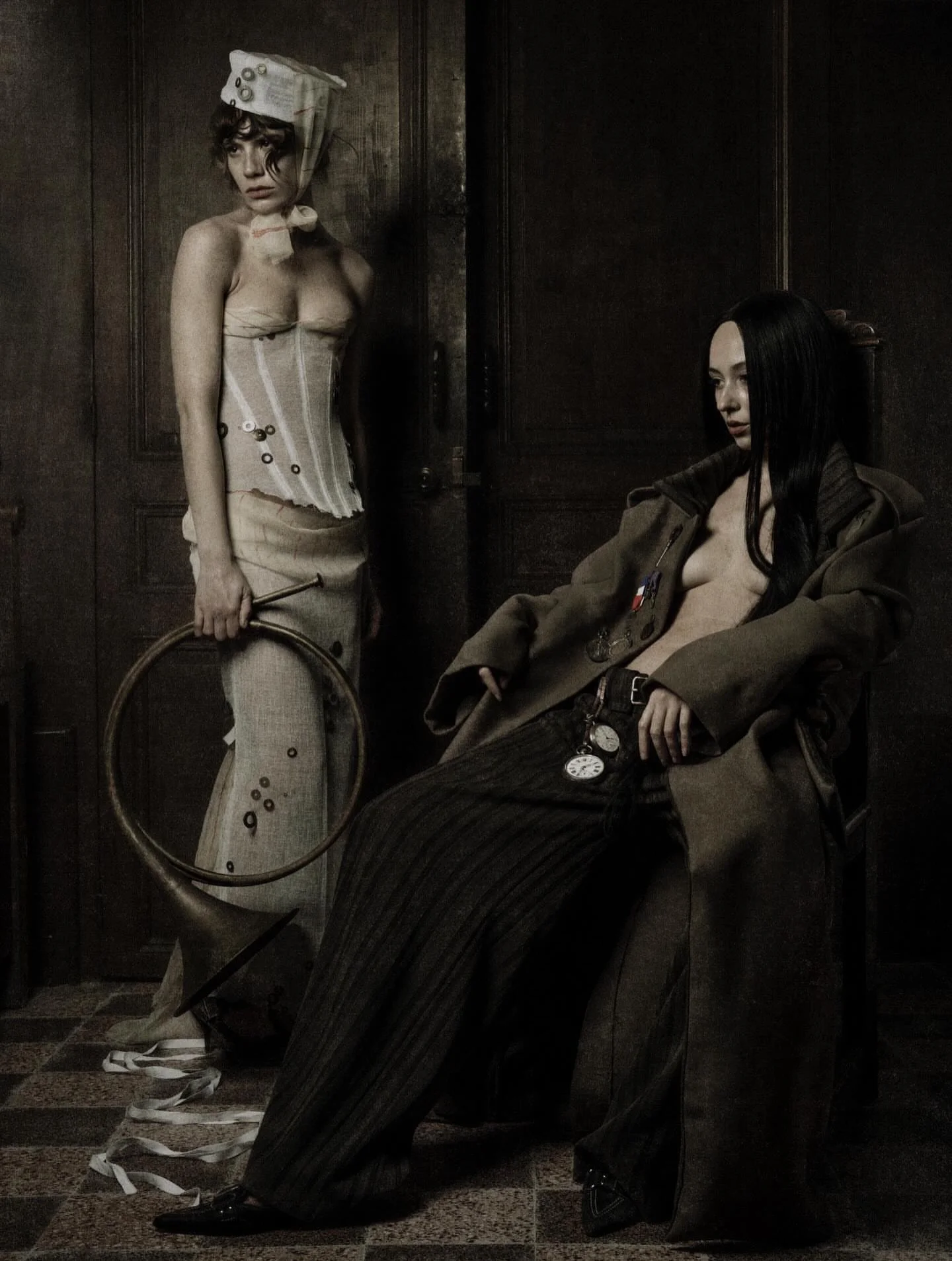 Darkly Spotlight 🎯#darkly

from @saraifenrings
&bull;
Le Clos Des Fontaines - Collection &laquo; Archive &raquo; 

This painting plunges us into a time unknown to our world, at the crossroads of the universes of @saraifenrings and @_mariatranchida_ 