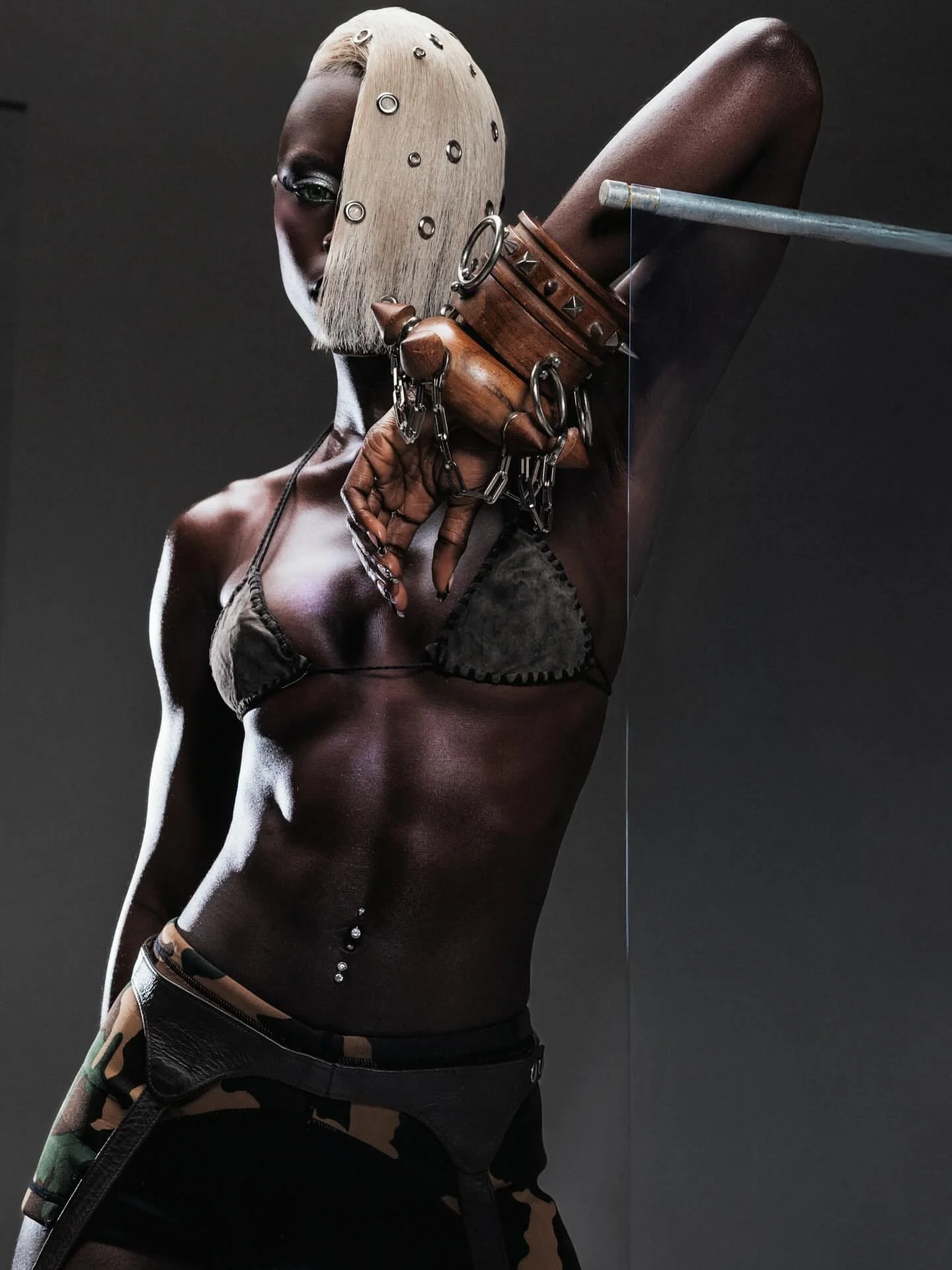 Darkly Curation 🎯#darkly 

from @maadjr

set design for @diarrasyllalofficiel 

photographer: @mateusaguiar
retouch/edit: @kaiocsr
beauty: @ict0r
hair @sttefone
styling: @malucatelli
assist. styling: @m4theusguedes
set design: @maadjr
assist. set: @