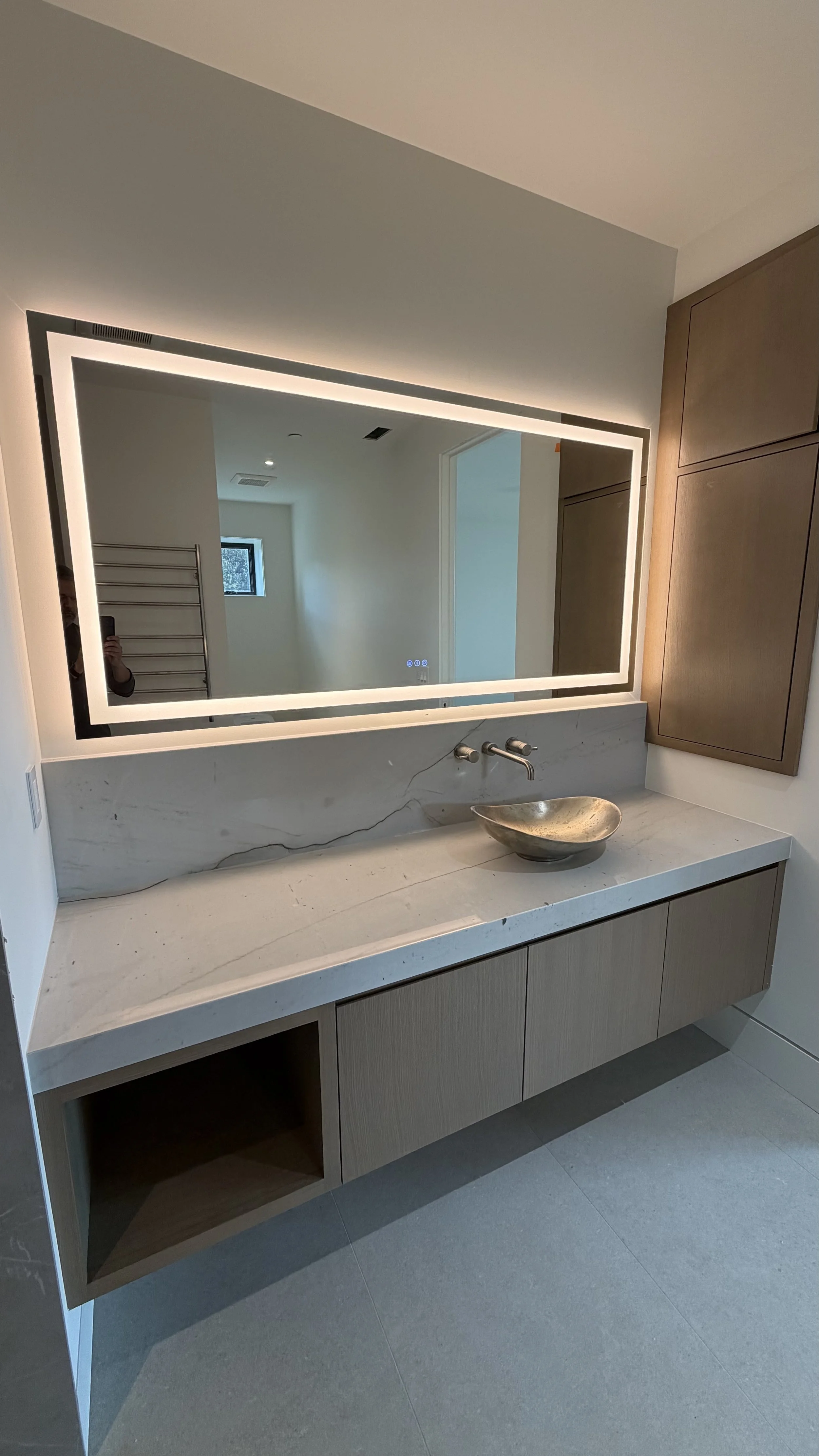 Monthblanc Quartzite Vanity Tops & Backsplash