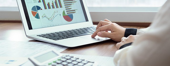 DIY vs. Outsourced Bookkeeping: Making the Right Choice for Your Business