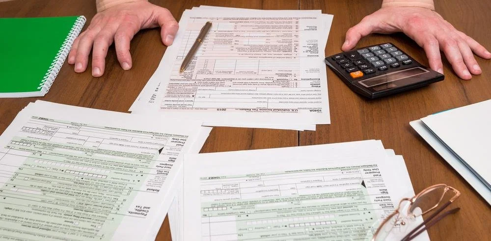 Planning for Rising 1099 Thresholds: What It Means for Your Business in 2026