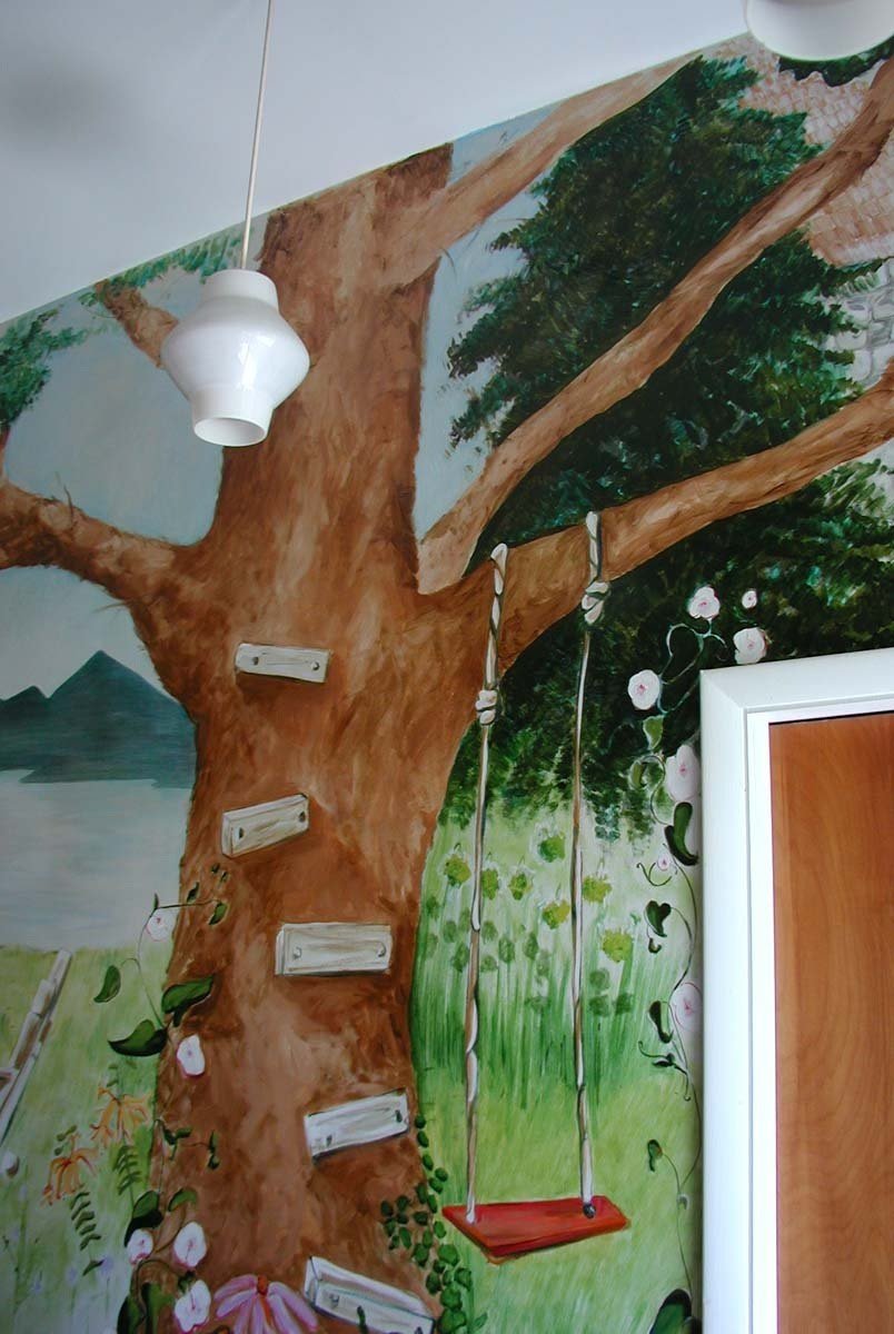 ManMidTree.jpg