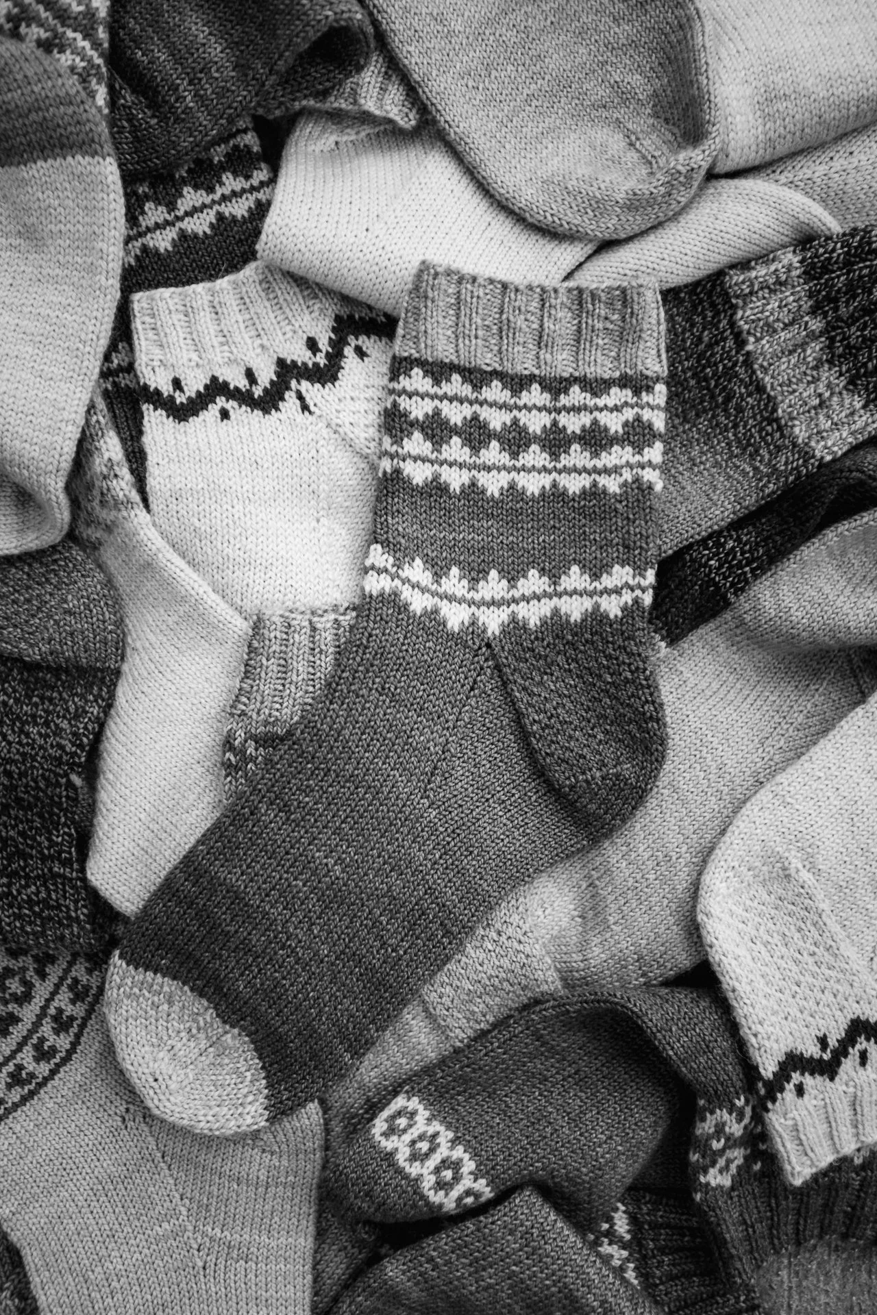 almost-vanilla-socks-stranded-colorwork-hand-knit-socks-fingering-weight.jpg