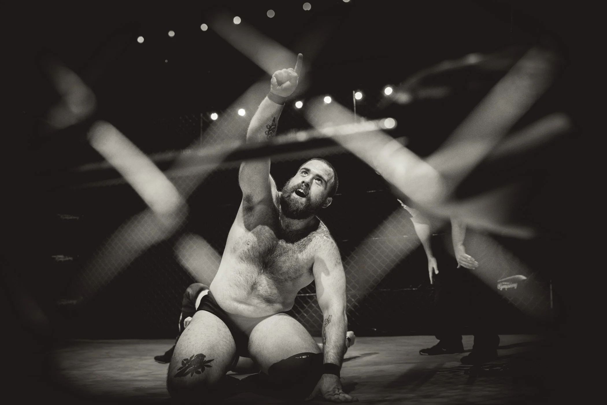 Cage b&w-22.jpg