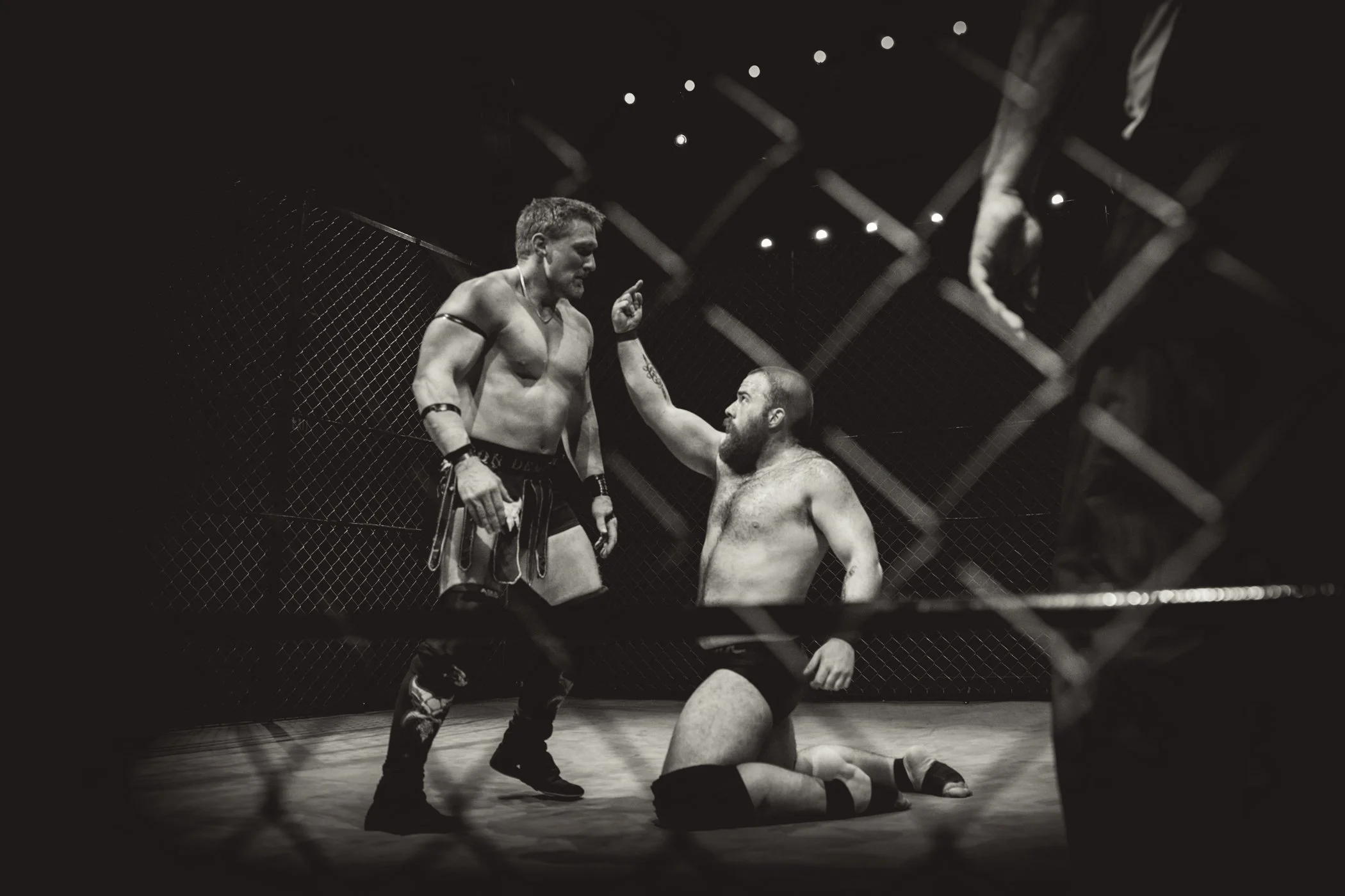 Cage b&w-18.jpg