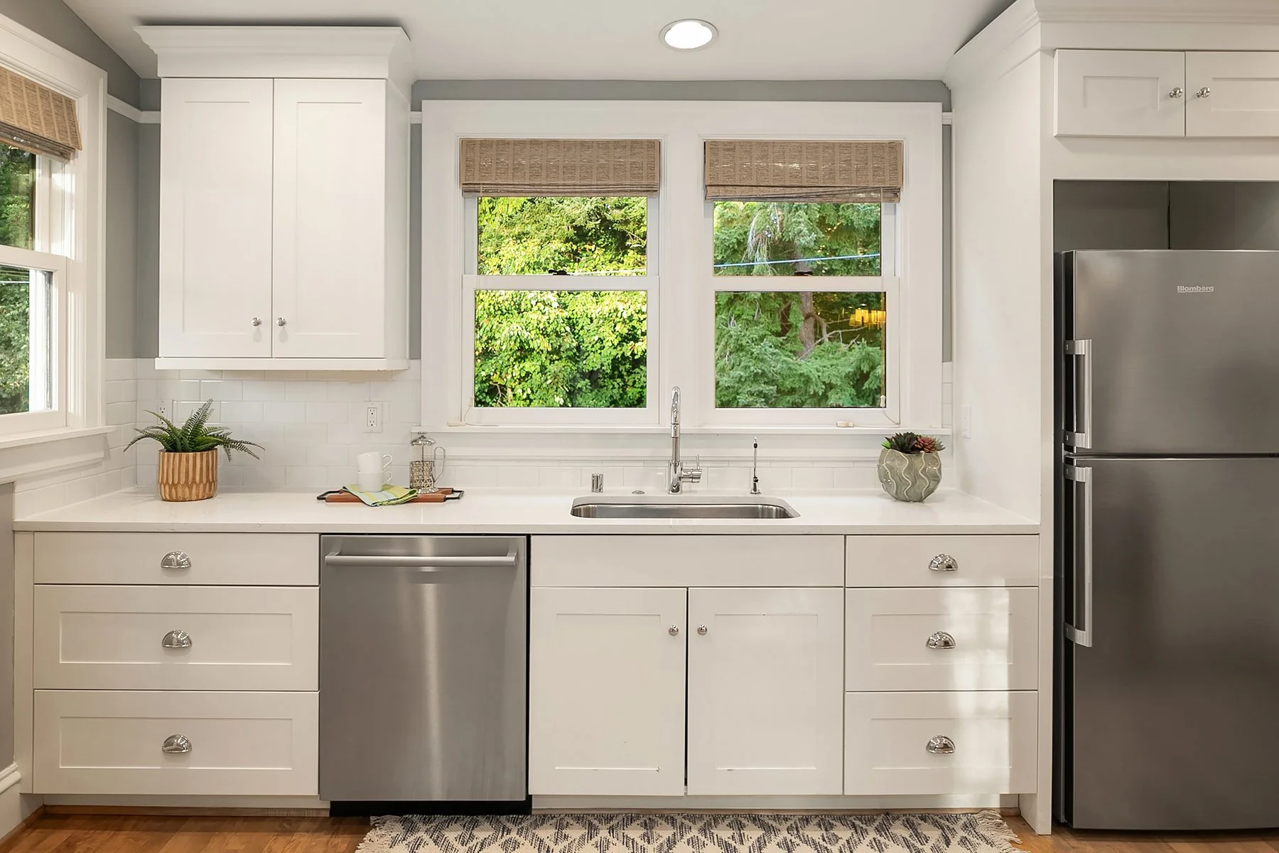 07b Kitchen.jpg