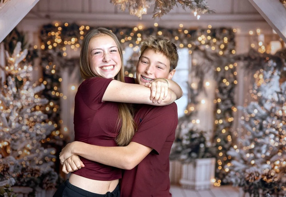 december-2025-holiday-photos (3).jpg