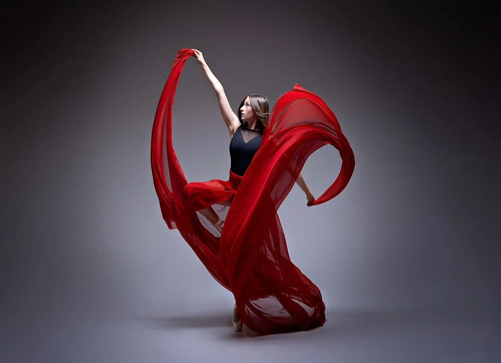 chistmas-gifts-for-dancers-2025 (4).jpg