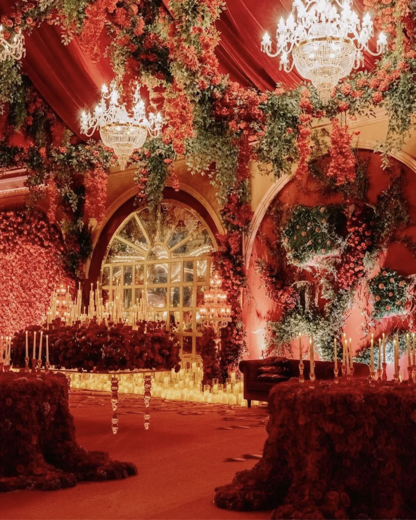 Ambani_Red Decor.png