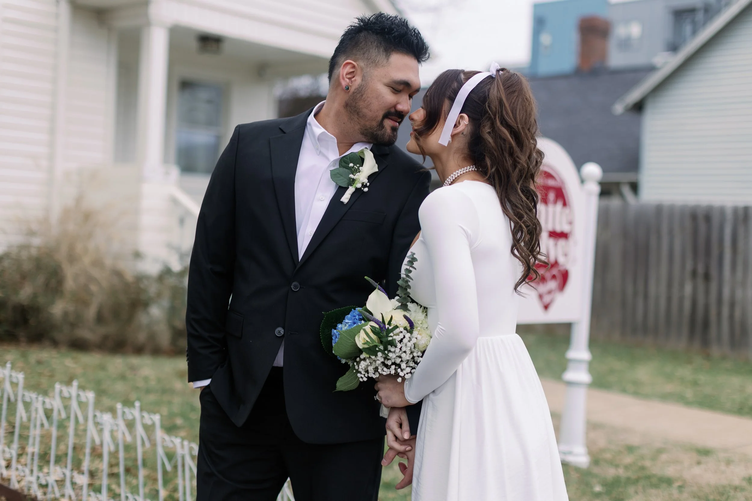 White Velvet Chapel | Weddings & Elopements Nashville