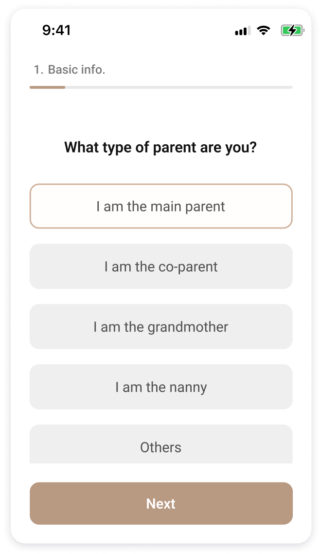 Mobile app screen asking user "What type of parent are you?" with options for main parent, co-parent, grandmother, nanny, and others, and a "Next" button.
