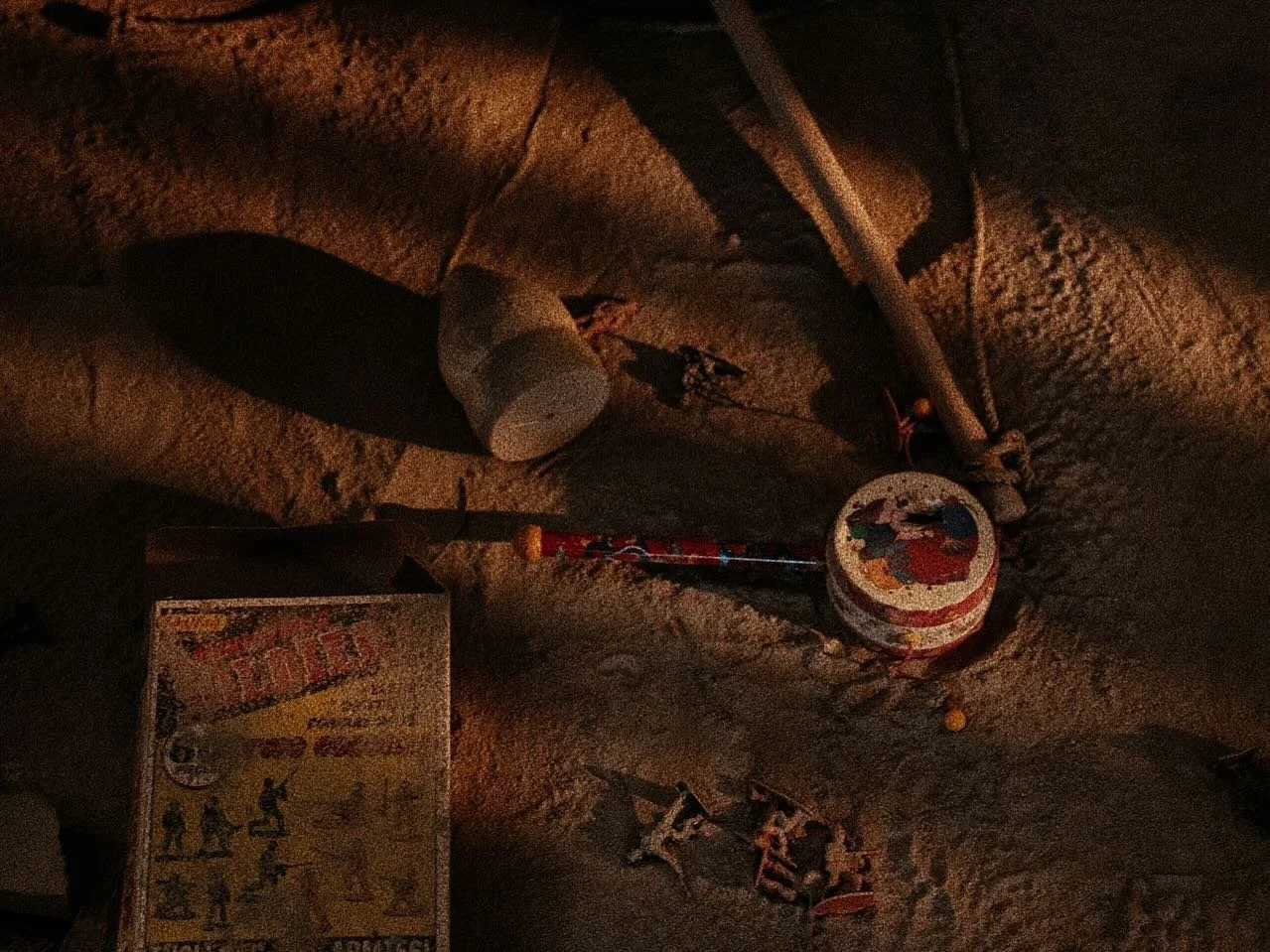 The Old House
#productiondesign #artdirector #setdesigners #artdepartment