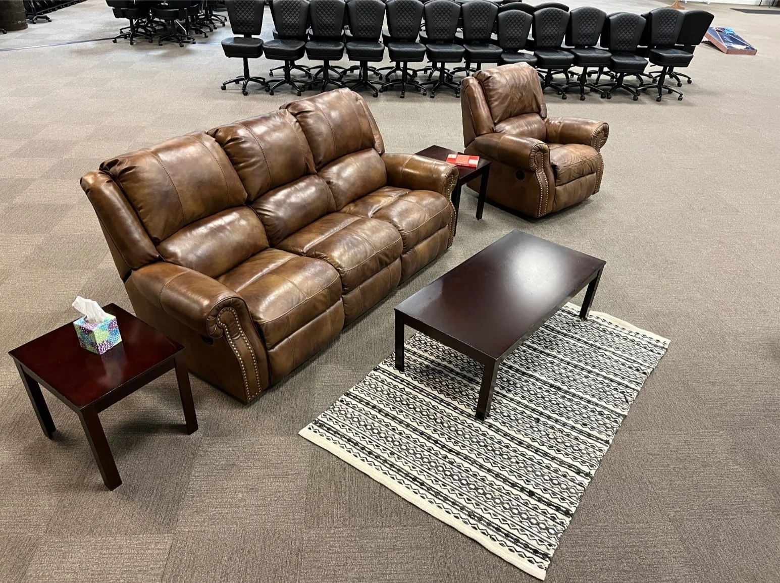 poker room amenities